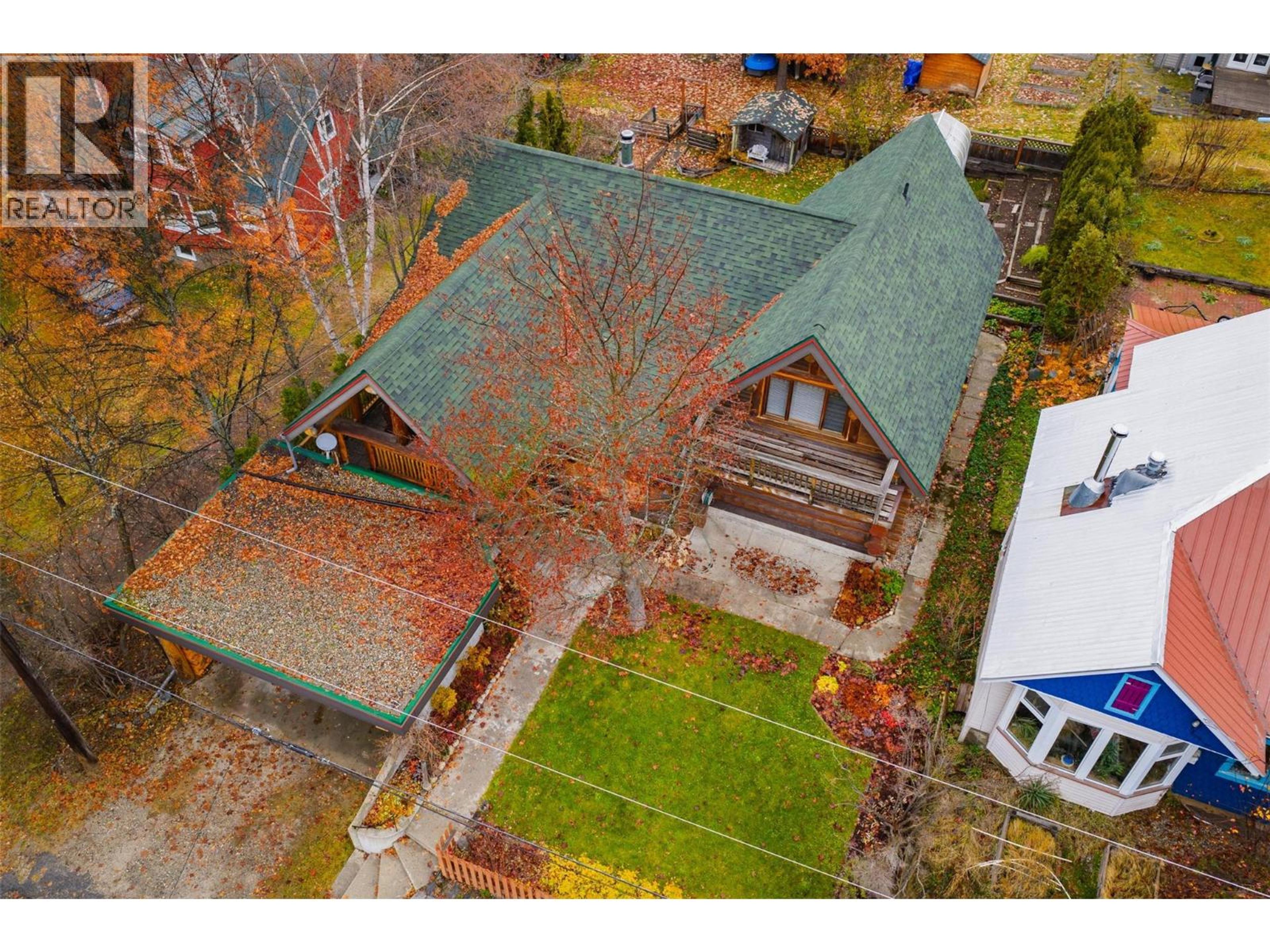 2266 FIFTH AVENUE - 73