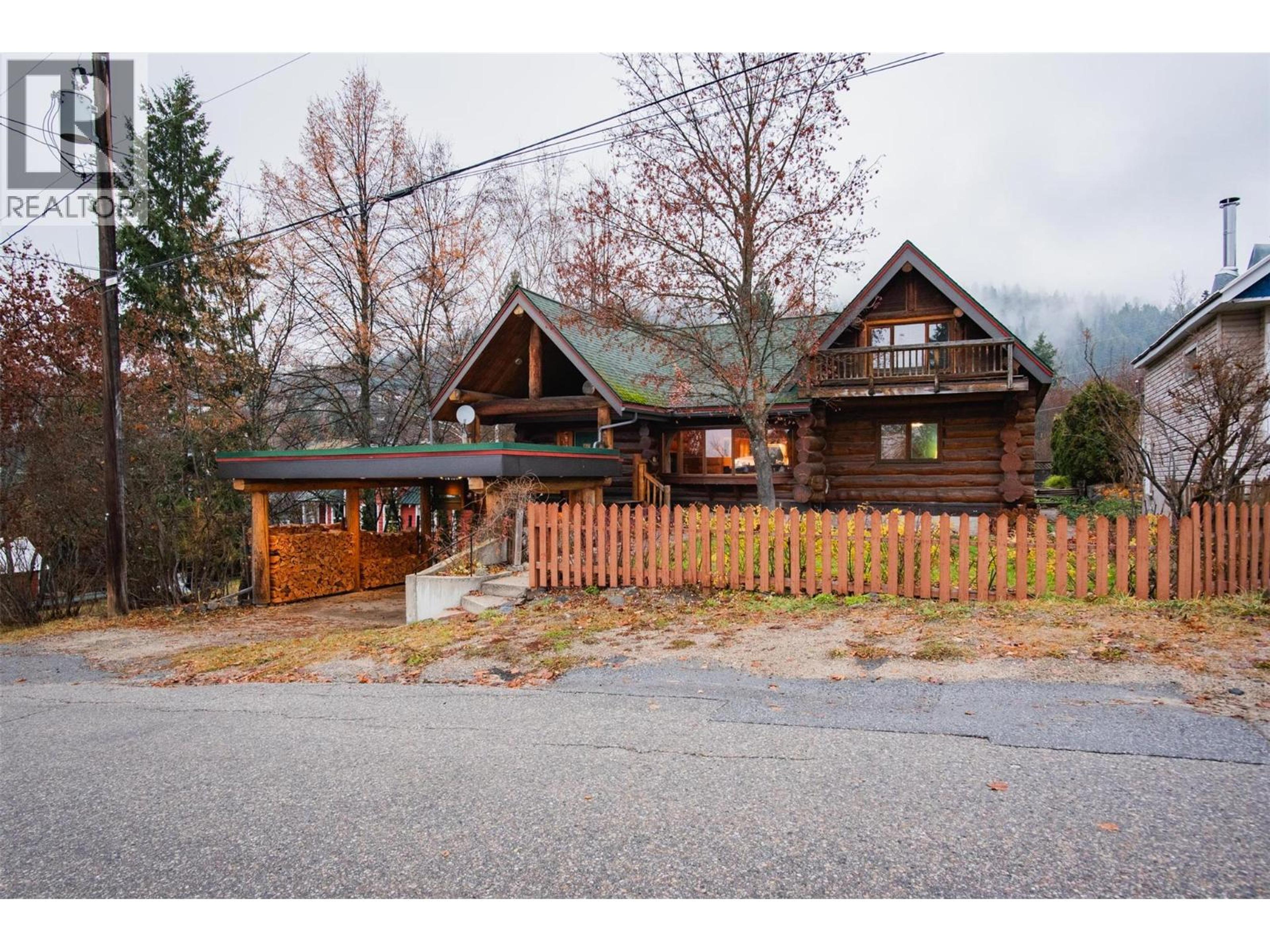 2266 FIFTH AVENUE - 79