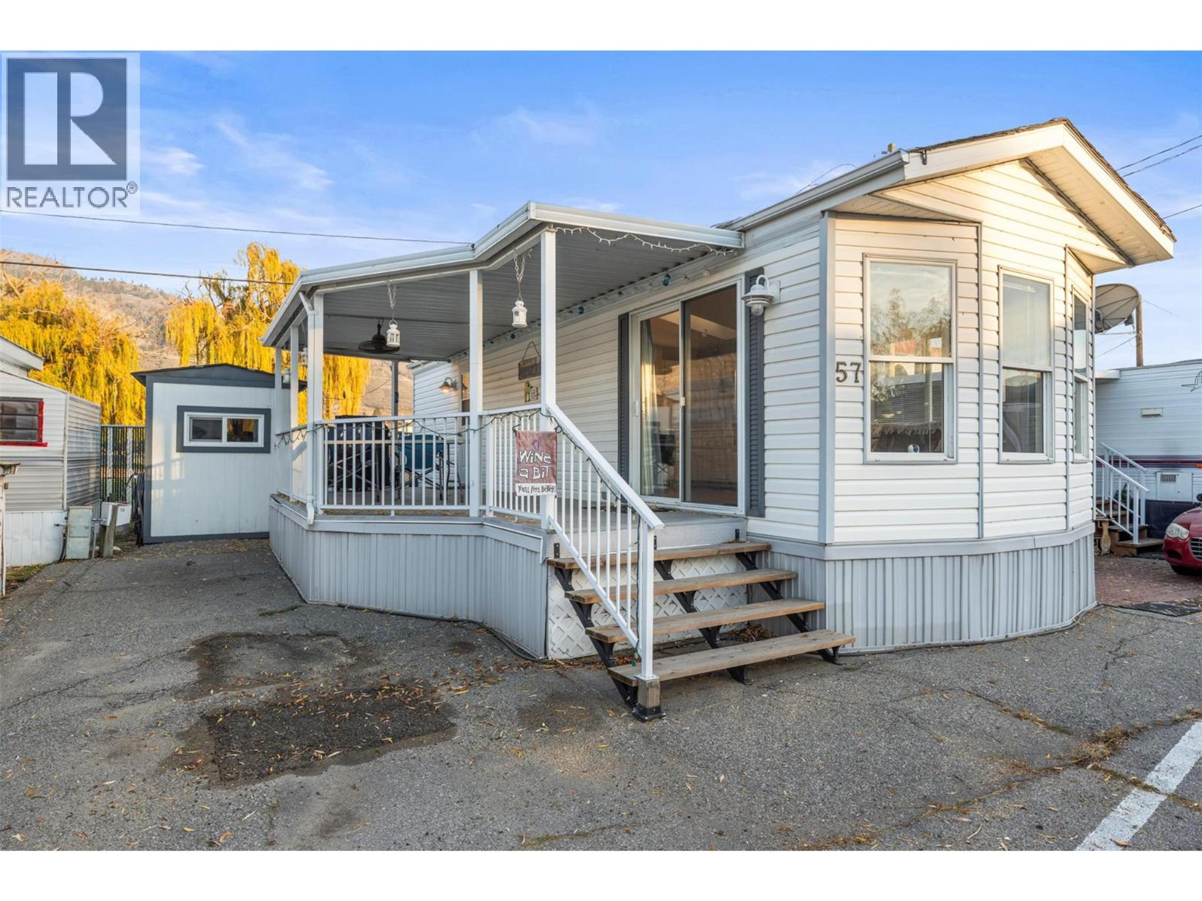 #57 5901 MAIN STREET - 4