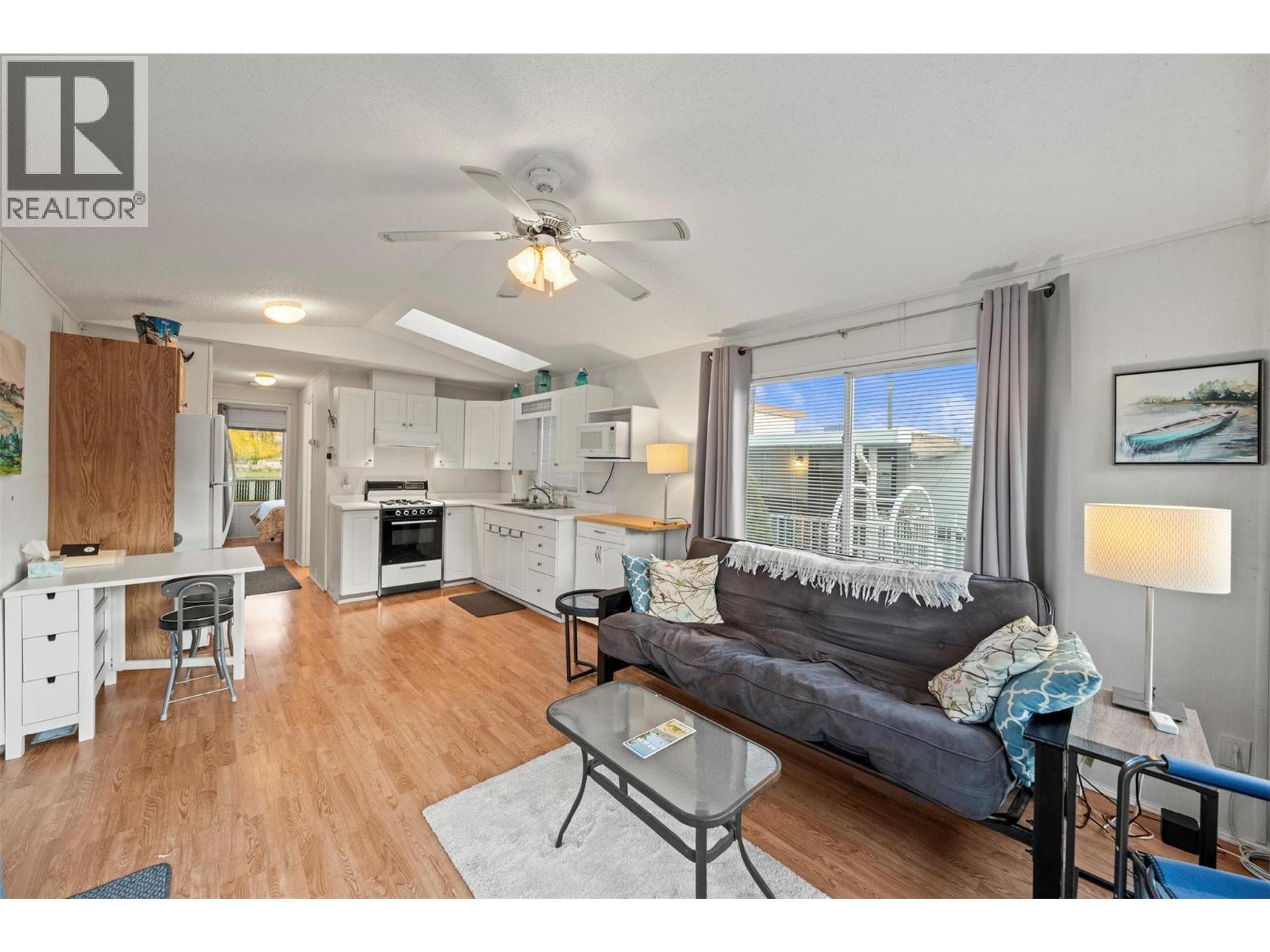 #57 5901 MAIN STREET - 9