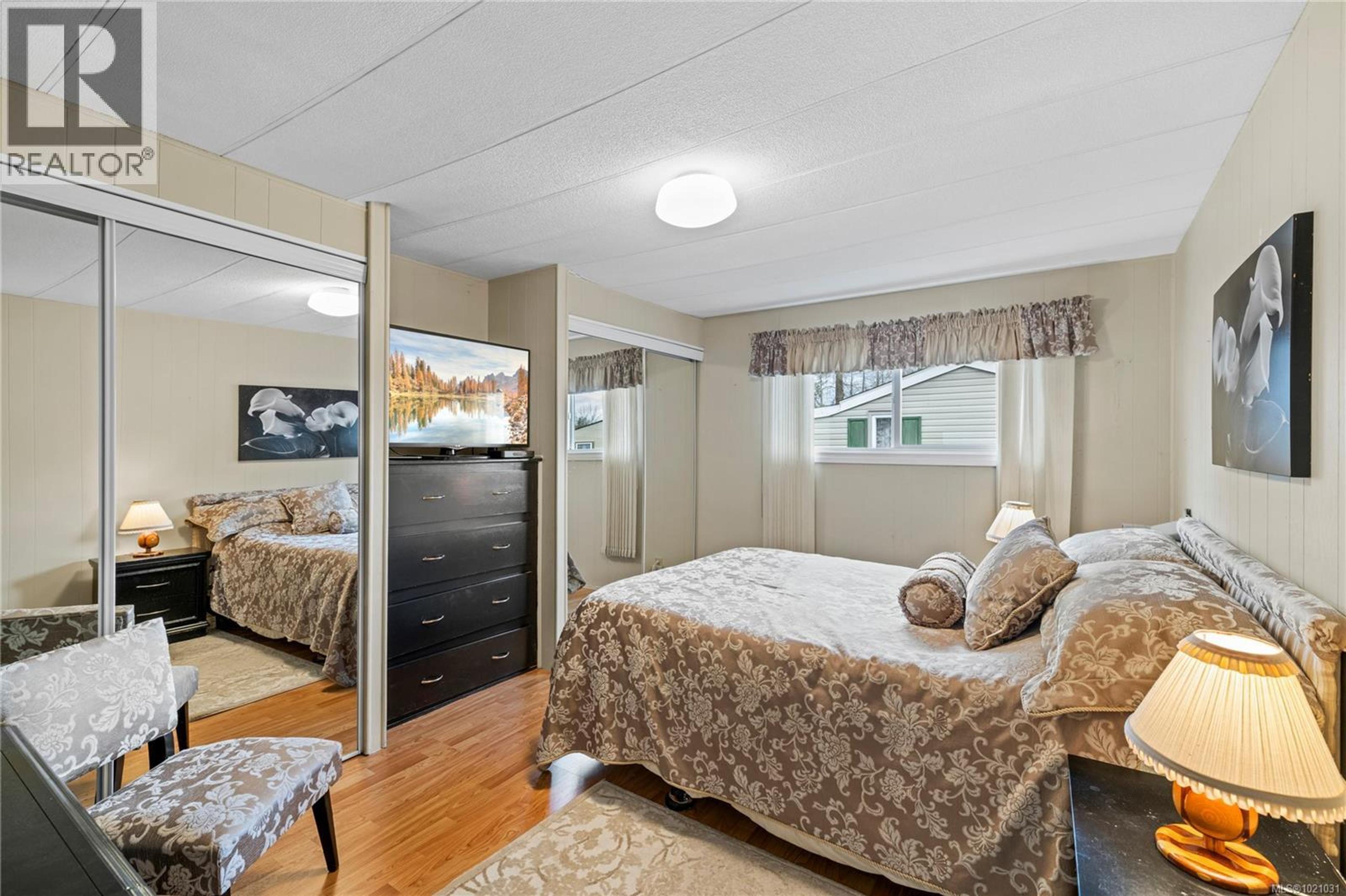 #K 394 CRAIG ST - Image 6