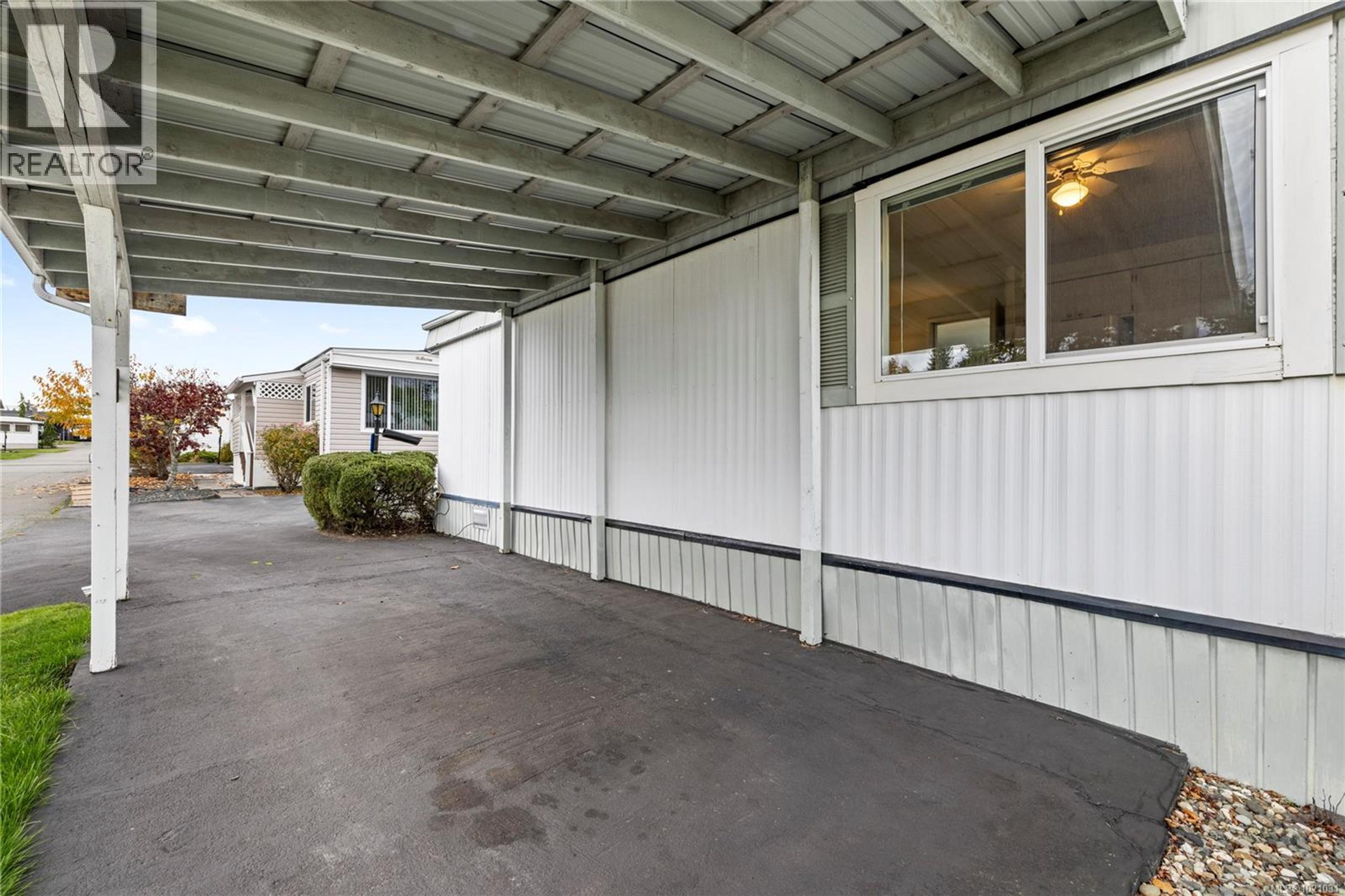 #K 394 CRAIG ST - Image 9