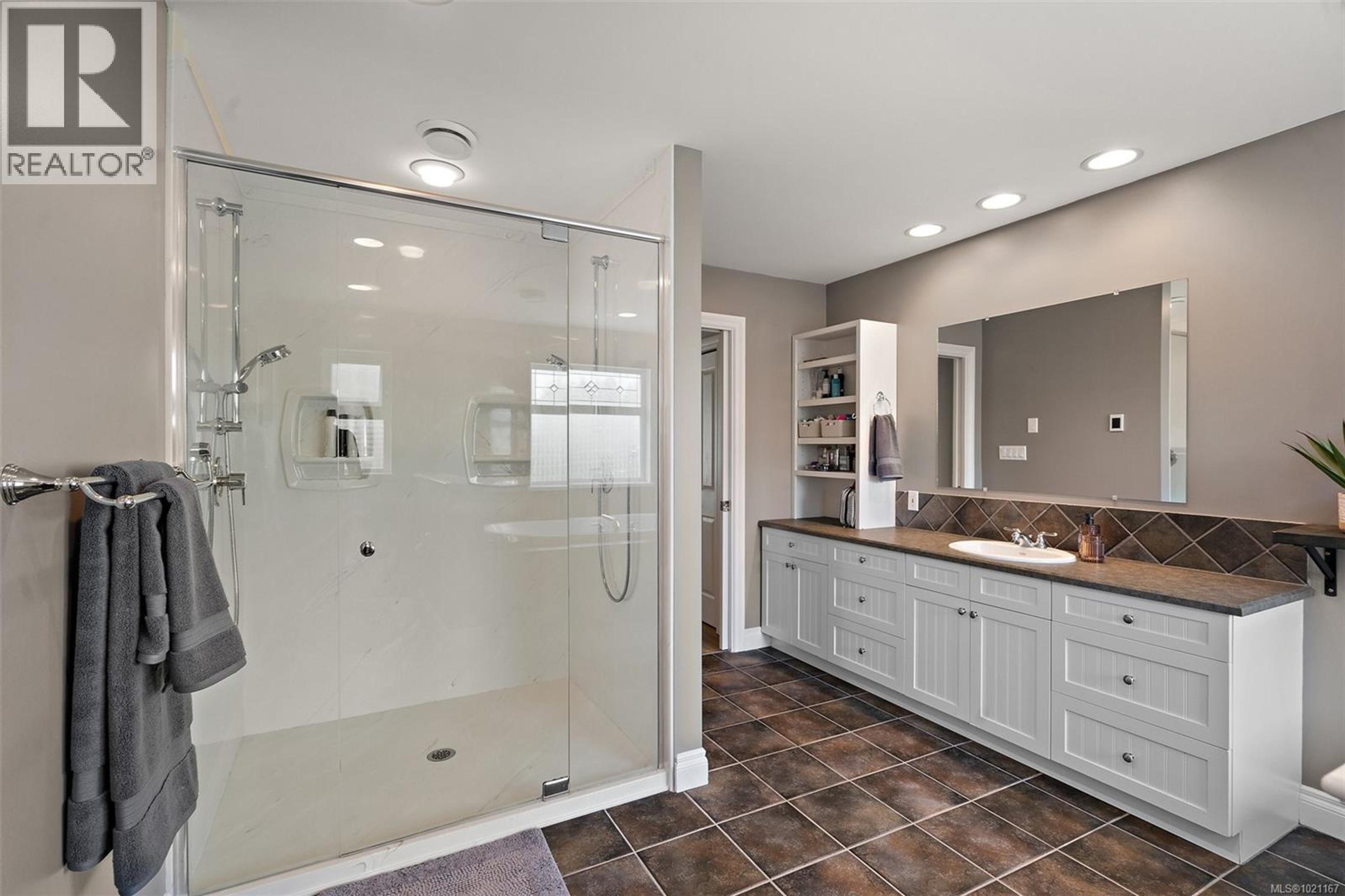 3965 HI-MOUNT DR - 21