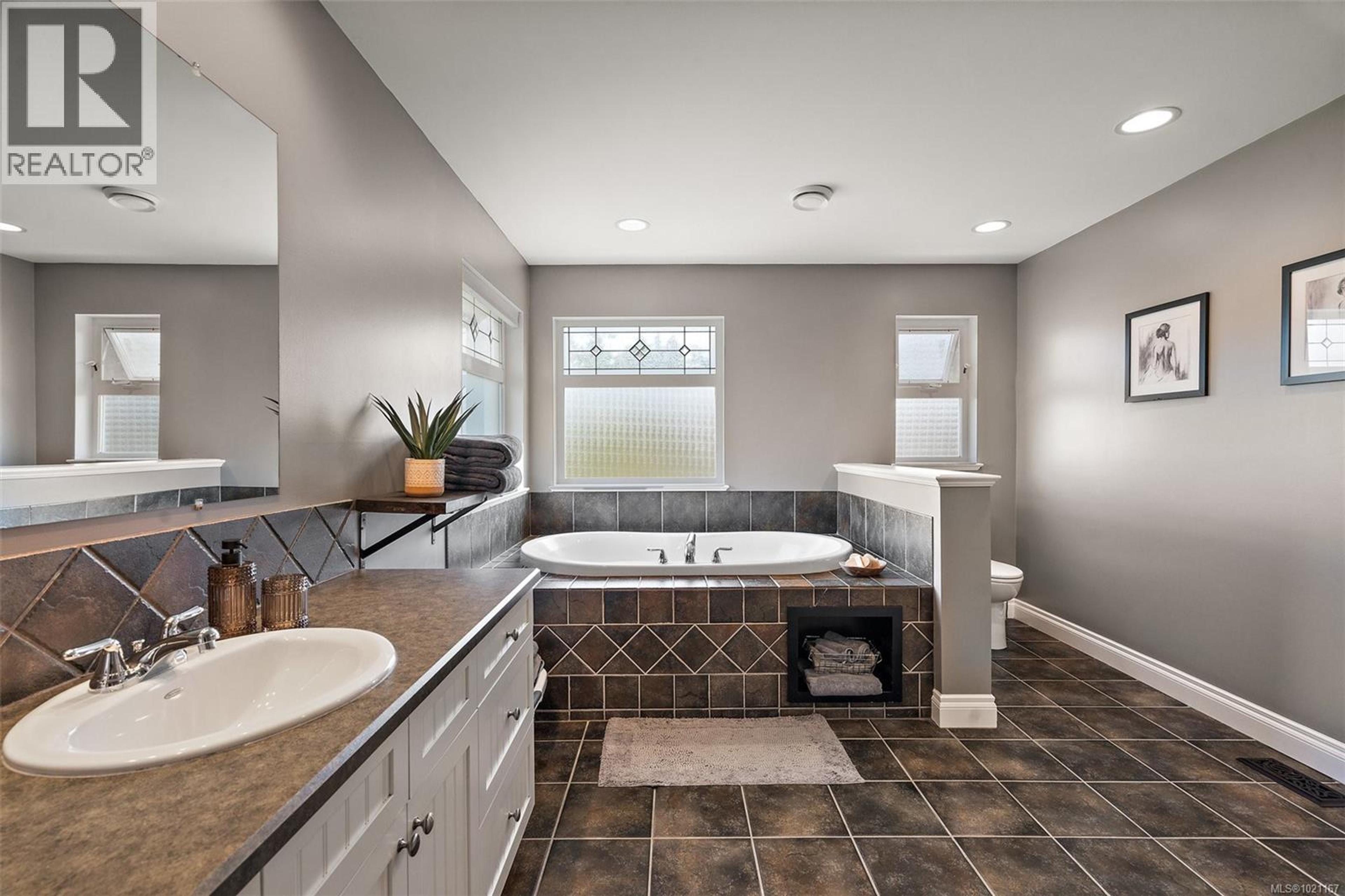 3965 HI-MOUNT DR - 22