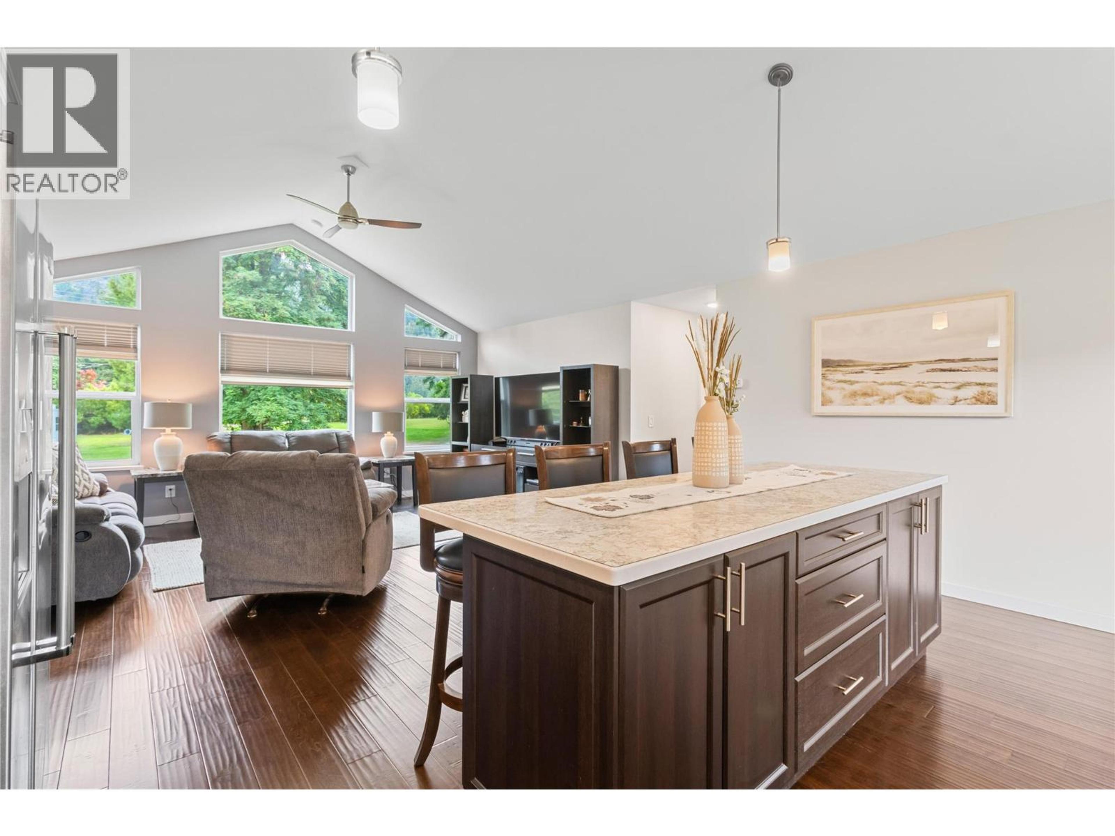 421 HILLIER ROAD - 28