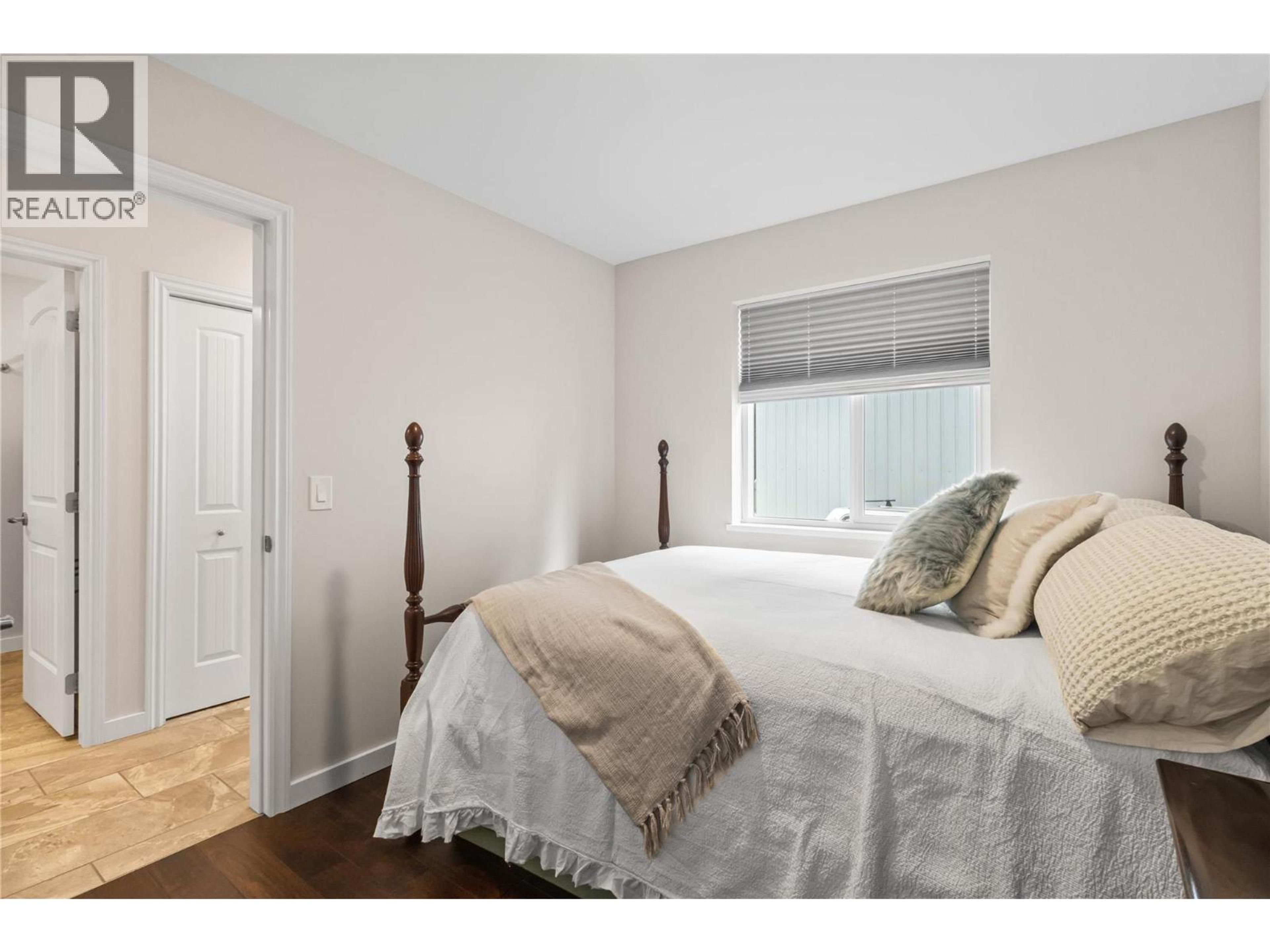 421 HILLIER ROAD - 33