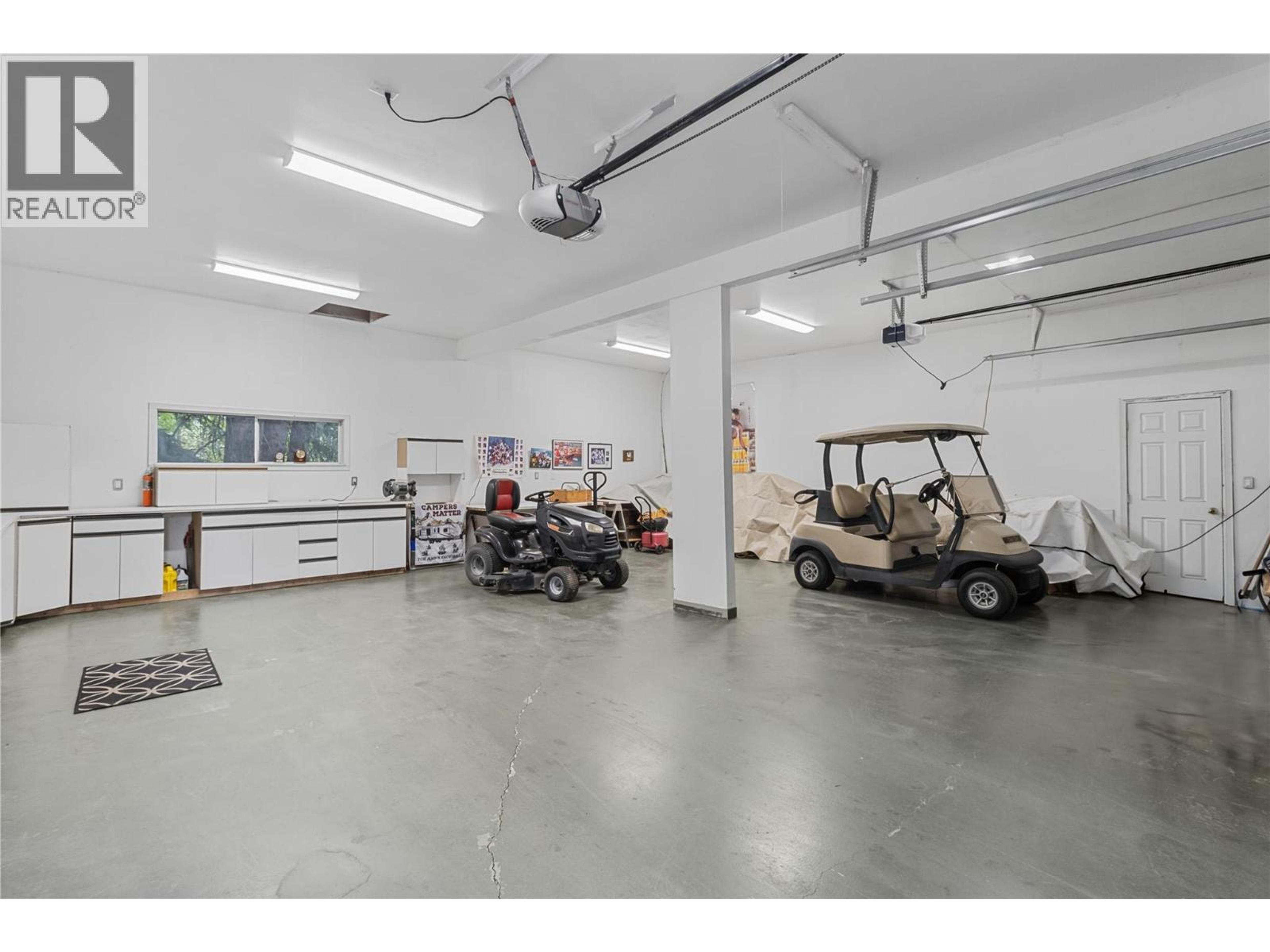 421 HILLIER ROAD - 42