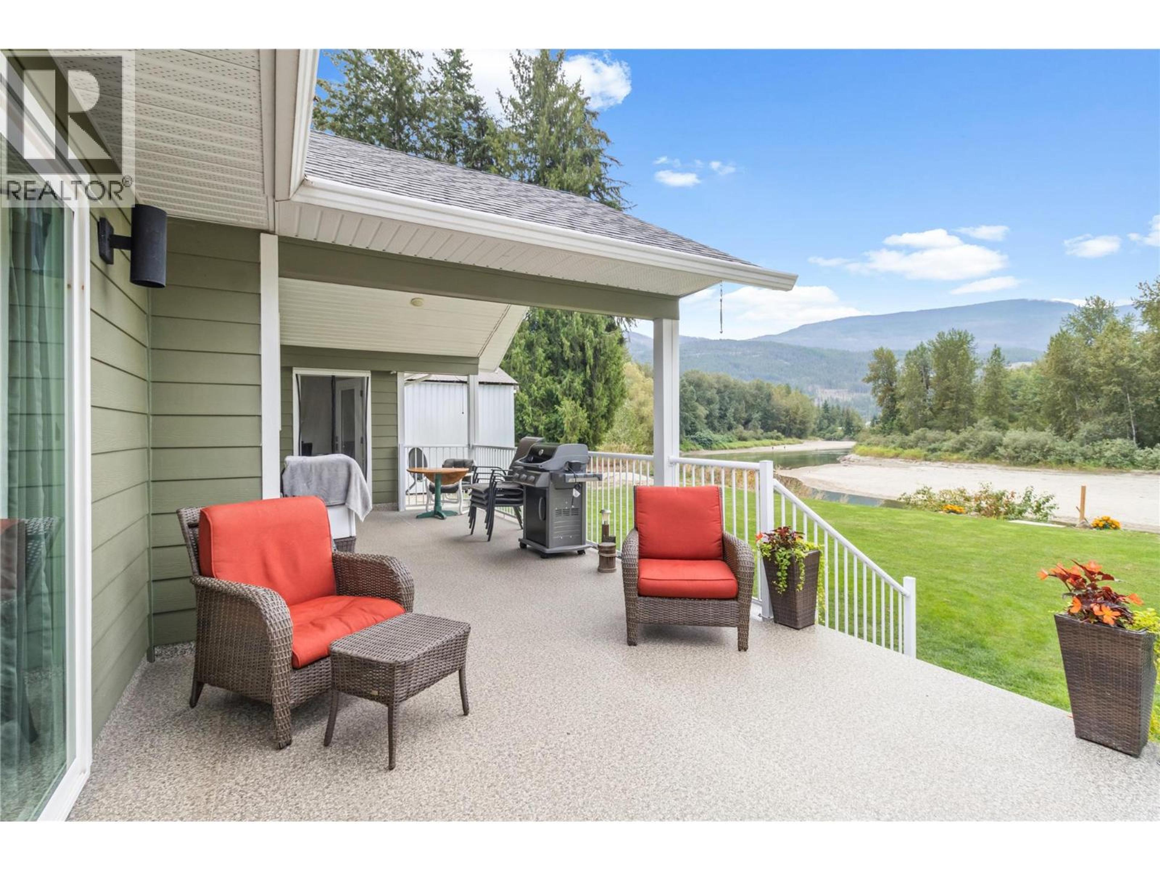 421 HILLIER ROAD - 39