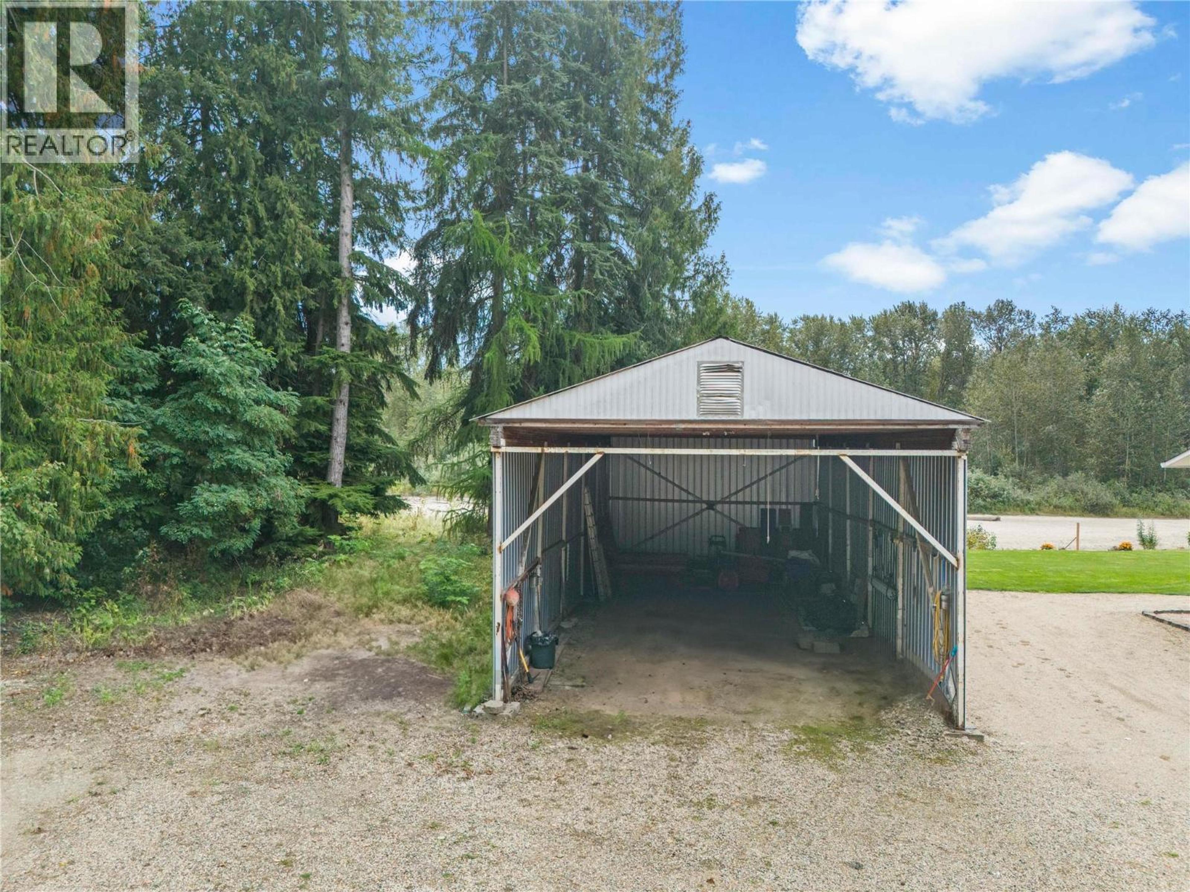 421 HILLIER ROAD - 43