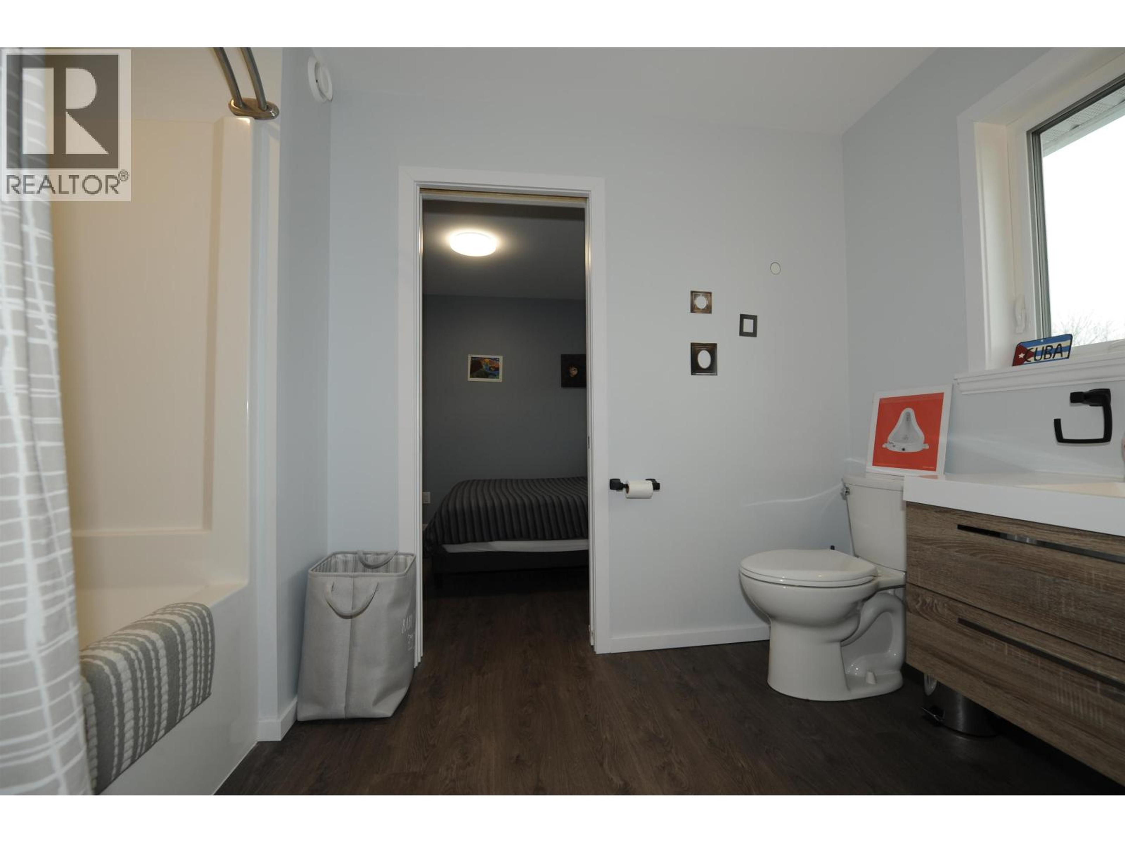 3407 KALUM STREET - 16