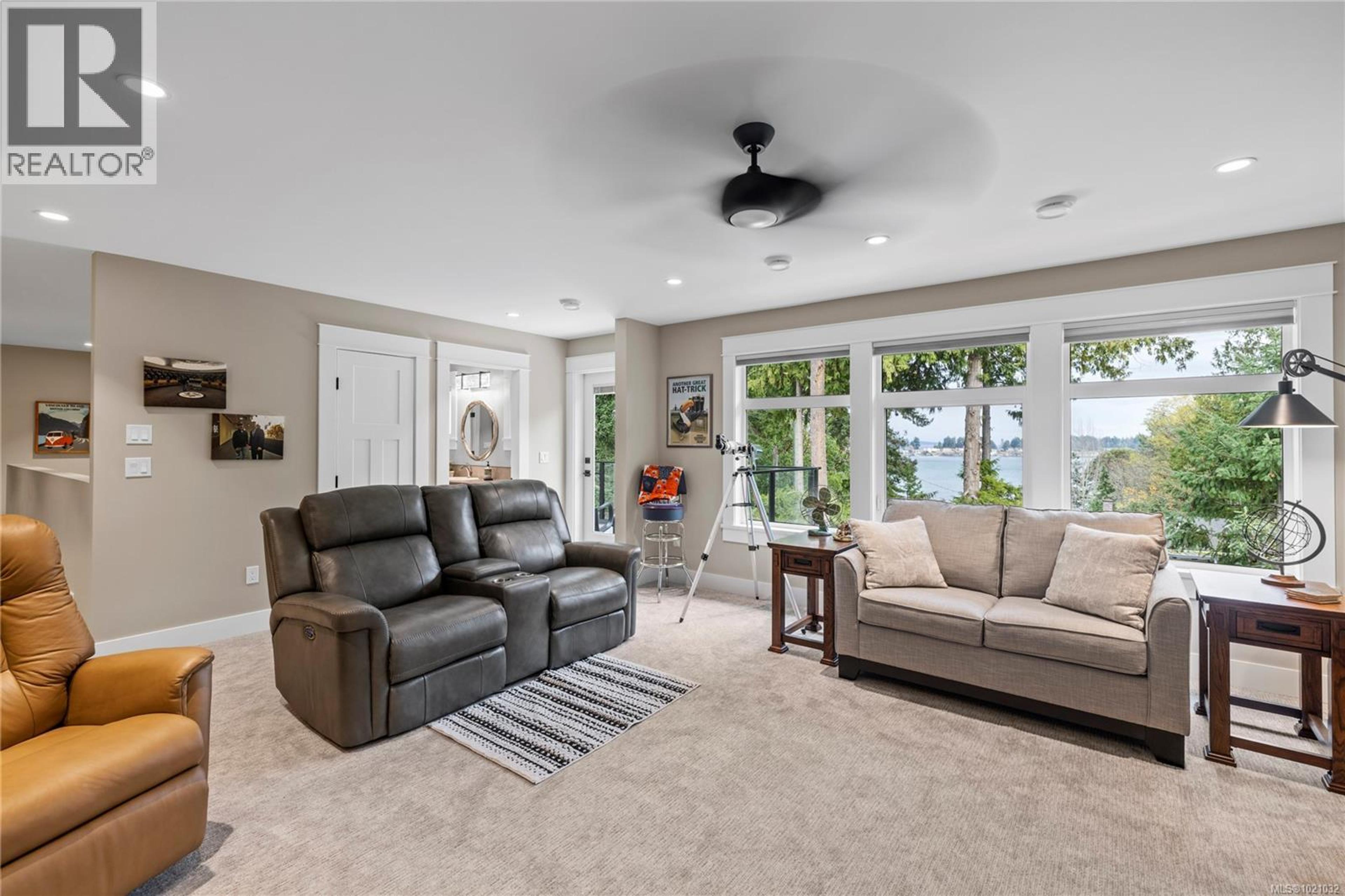 1365 PARKHURST PL - 11