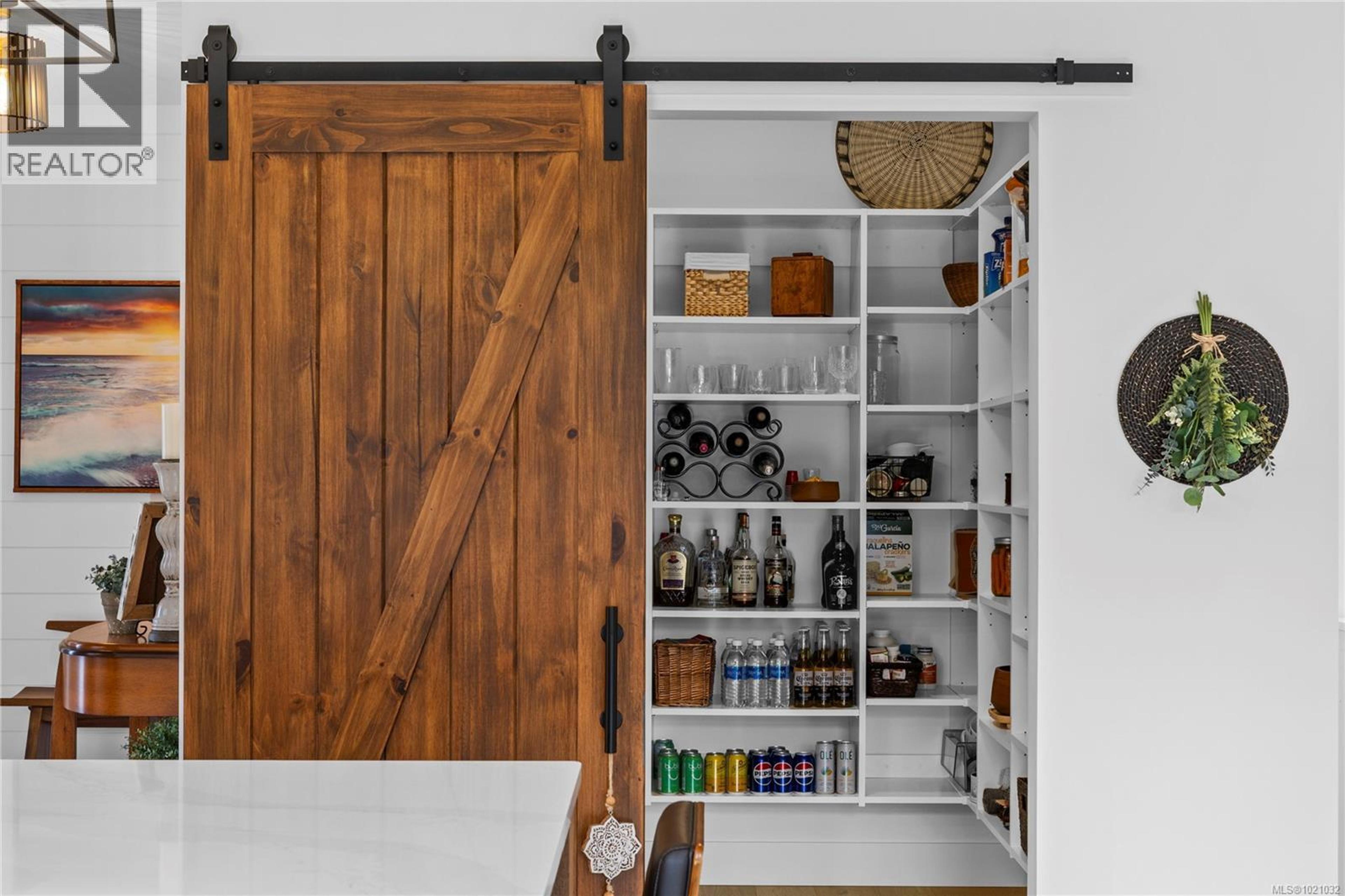 1365 PARKHURST PL - 4