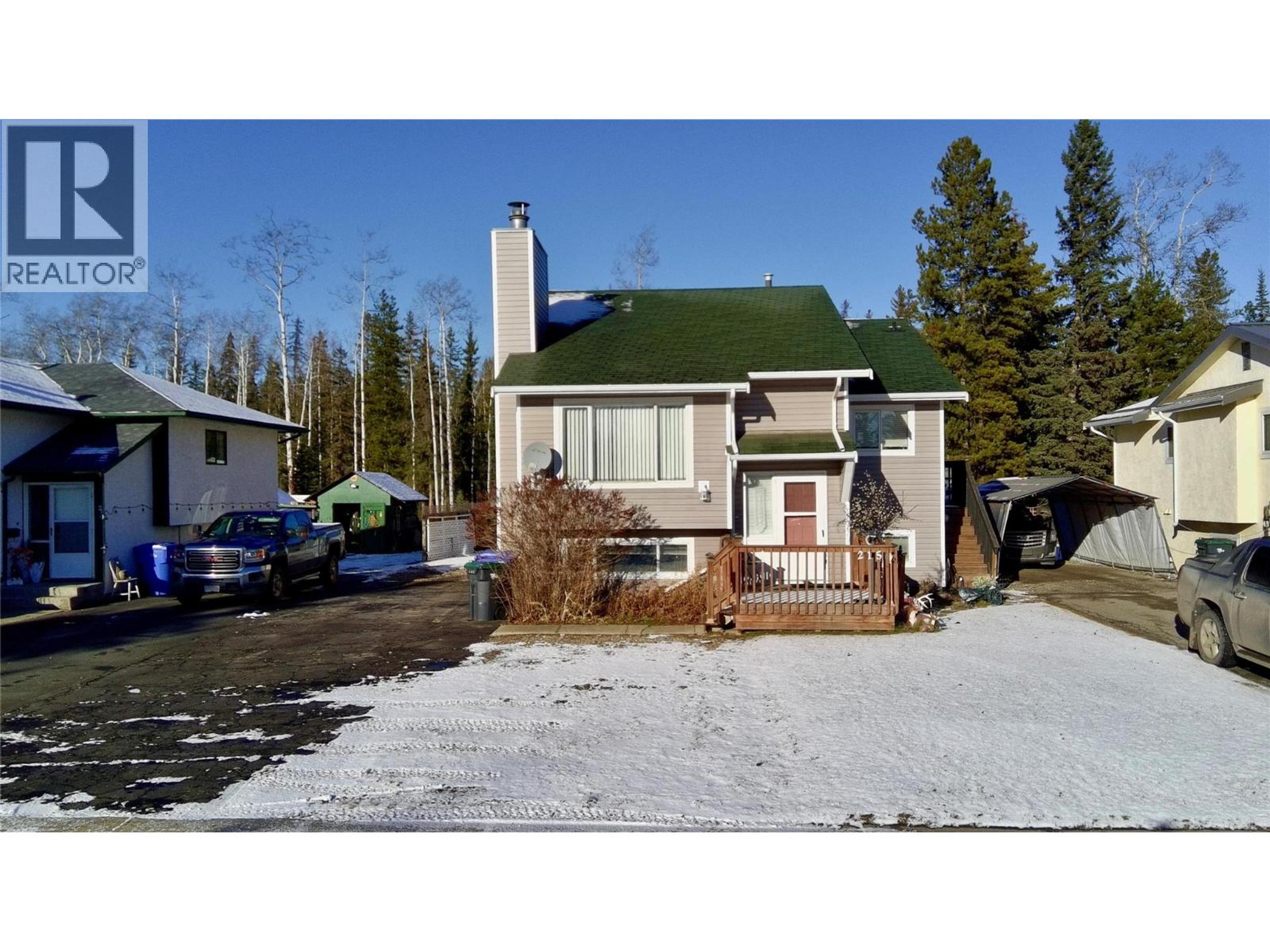 215 PEACE RIVER CRESCENT - Image 2