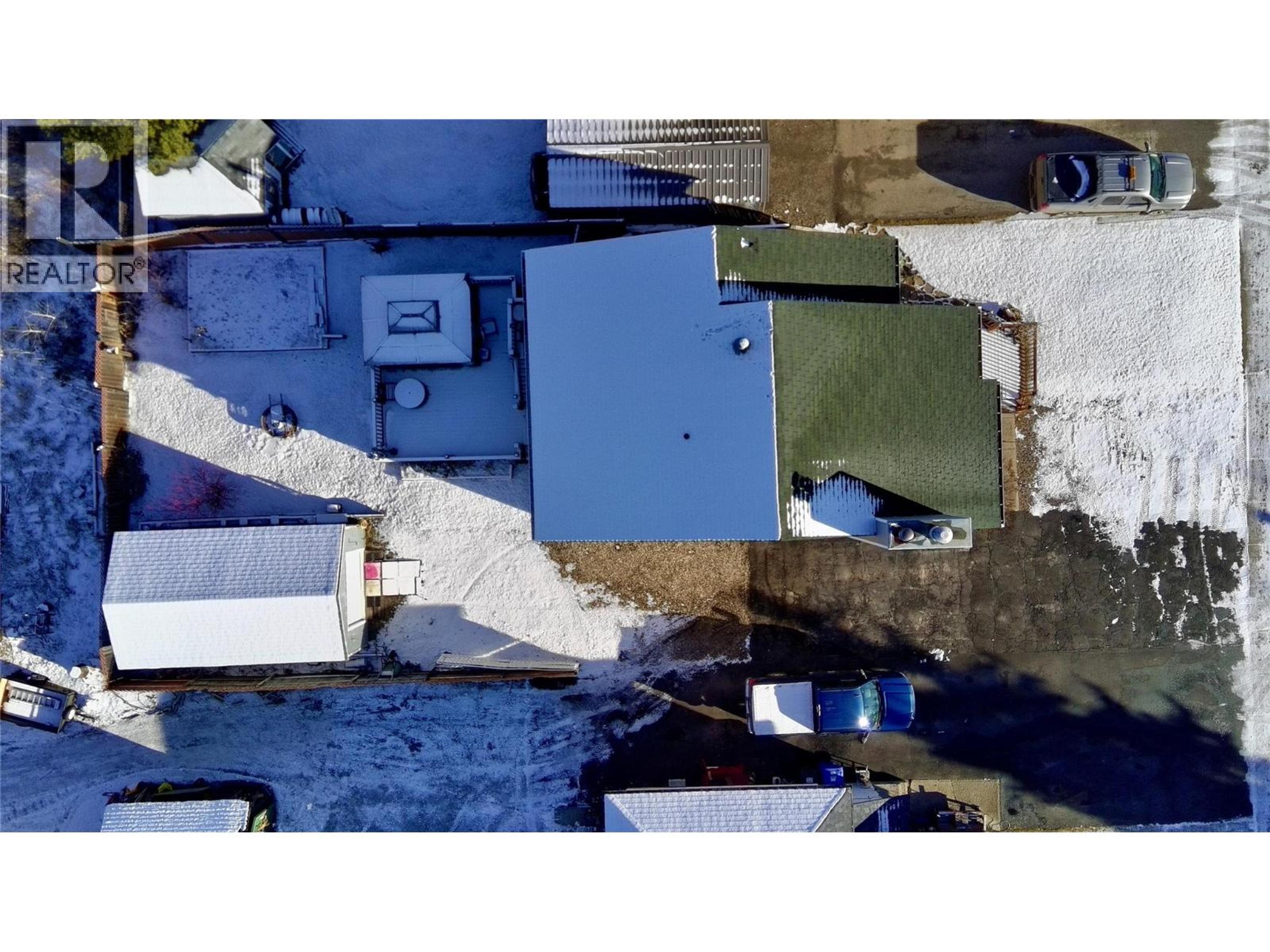 215 PEACE RIVER CRESCENT - Image 3