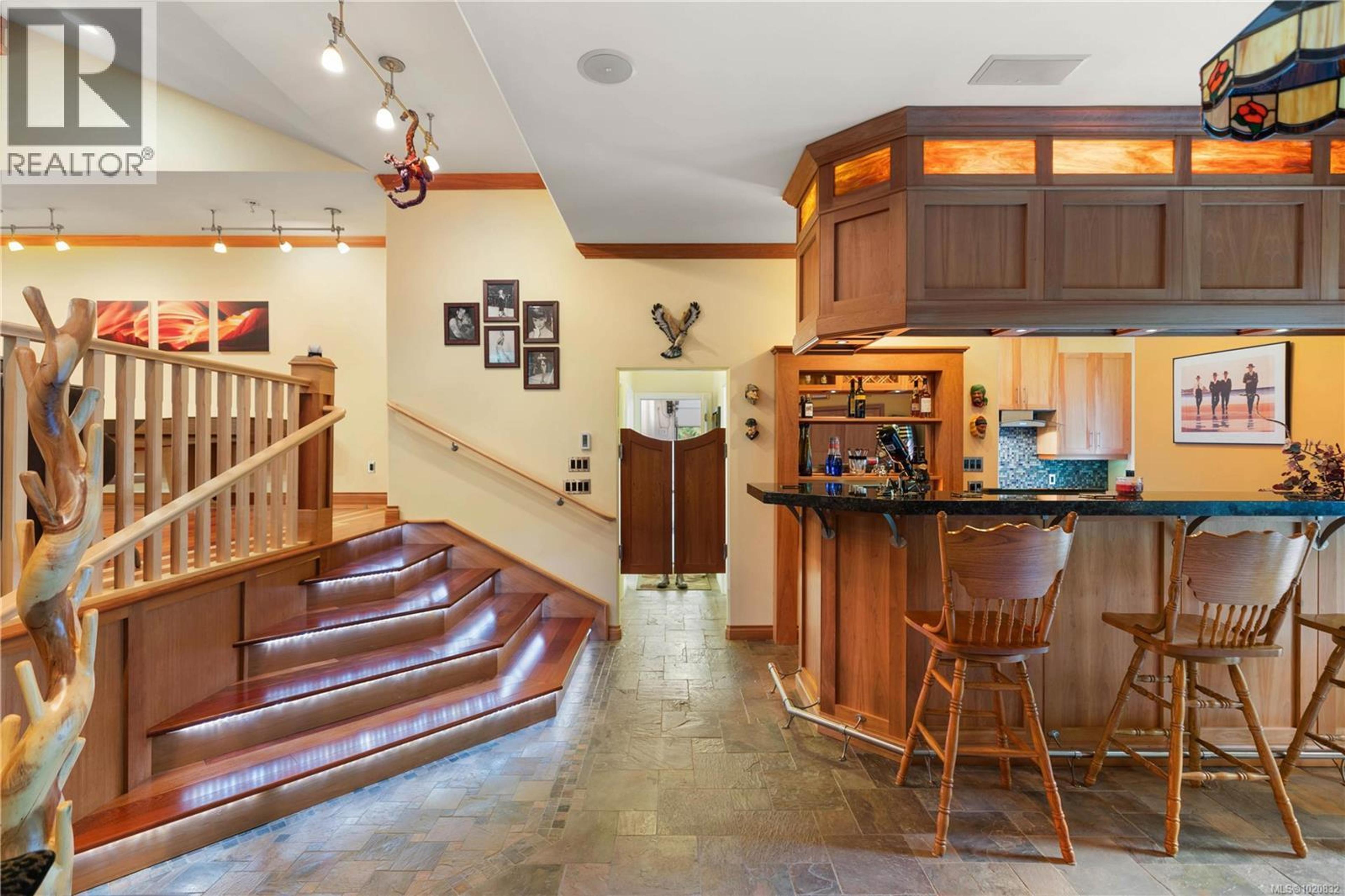 3355 GREY MANOR RD - 16