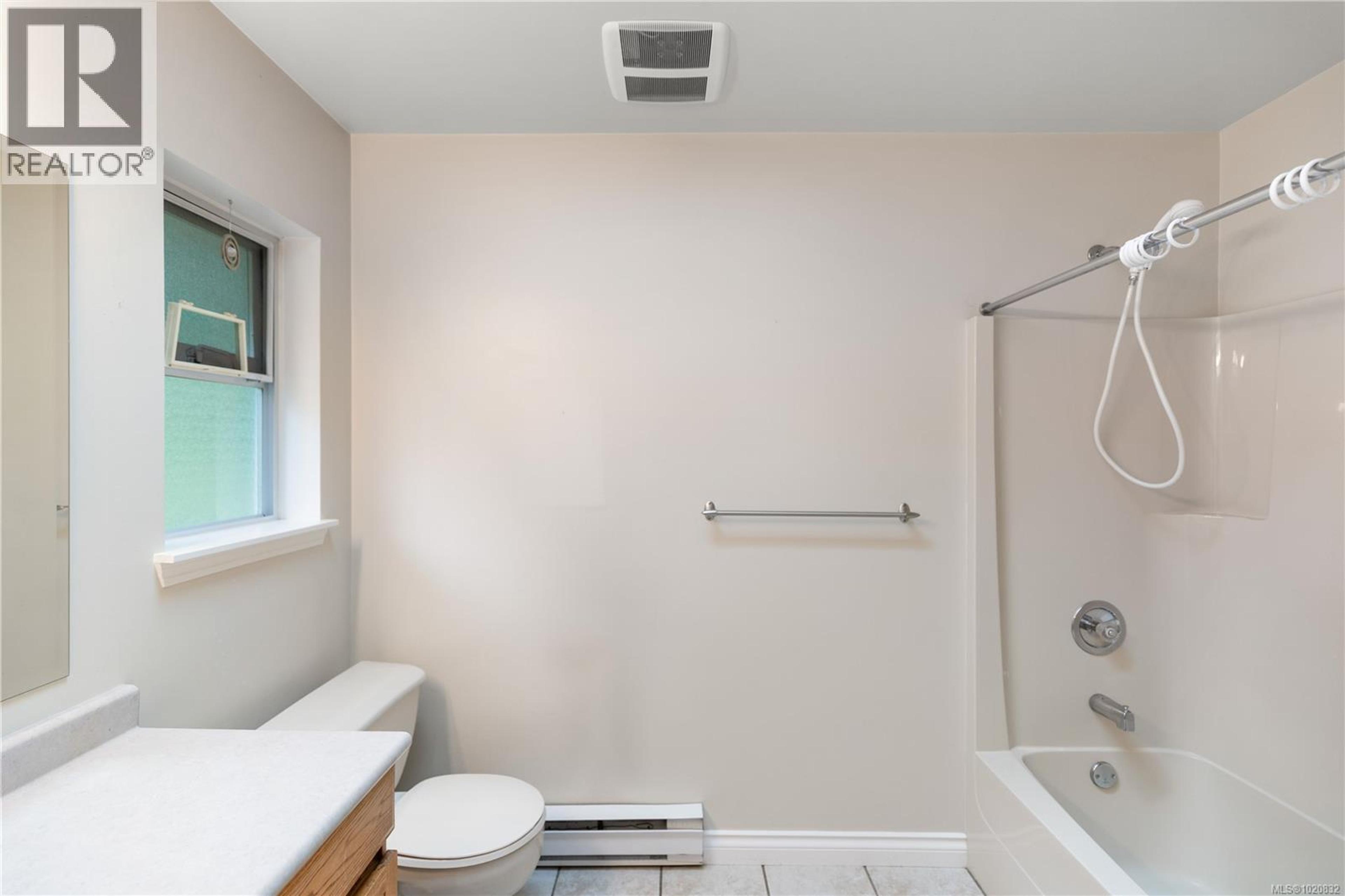 3355 GREY MANOR RD - 52