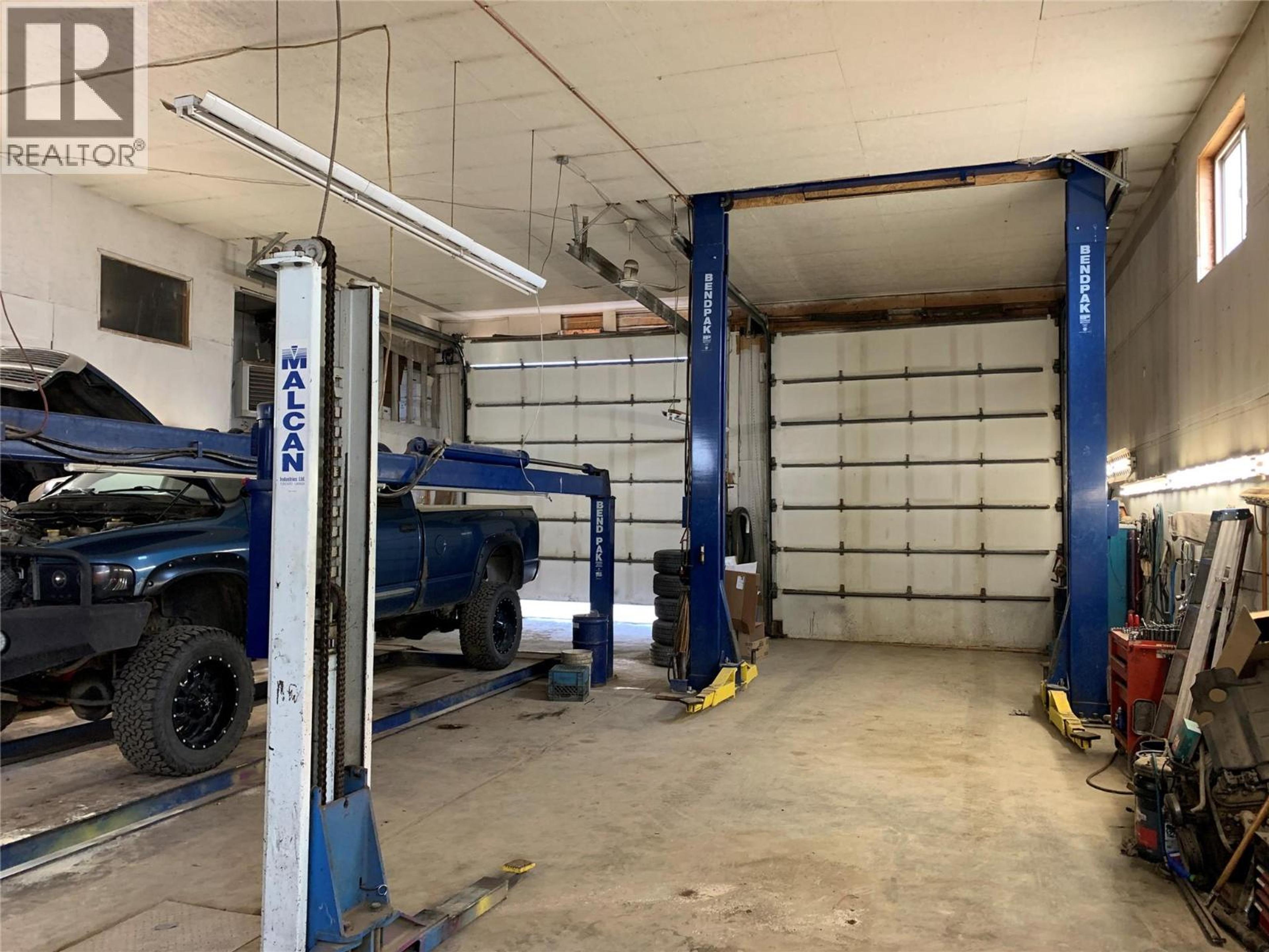 1519 97 AVENUE - Image 11