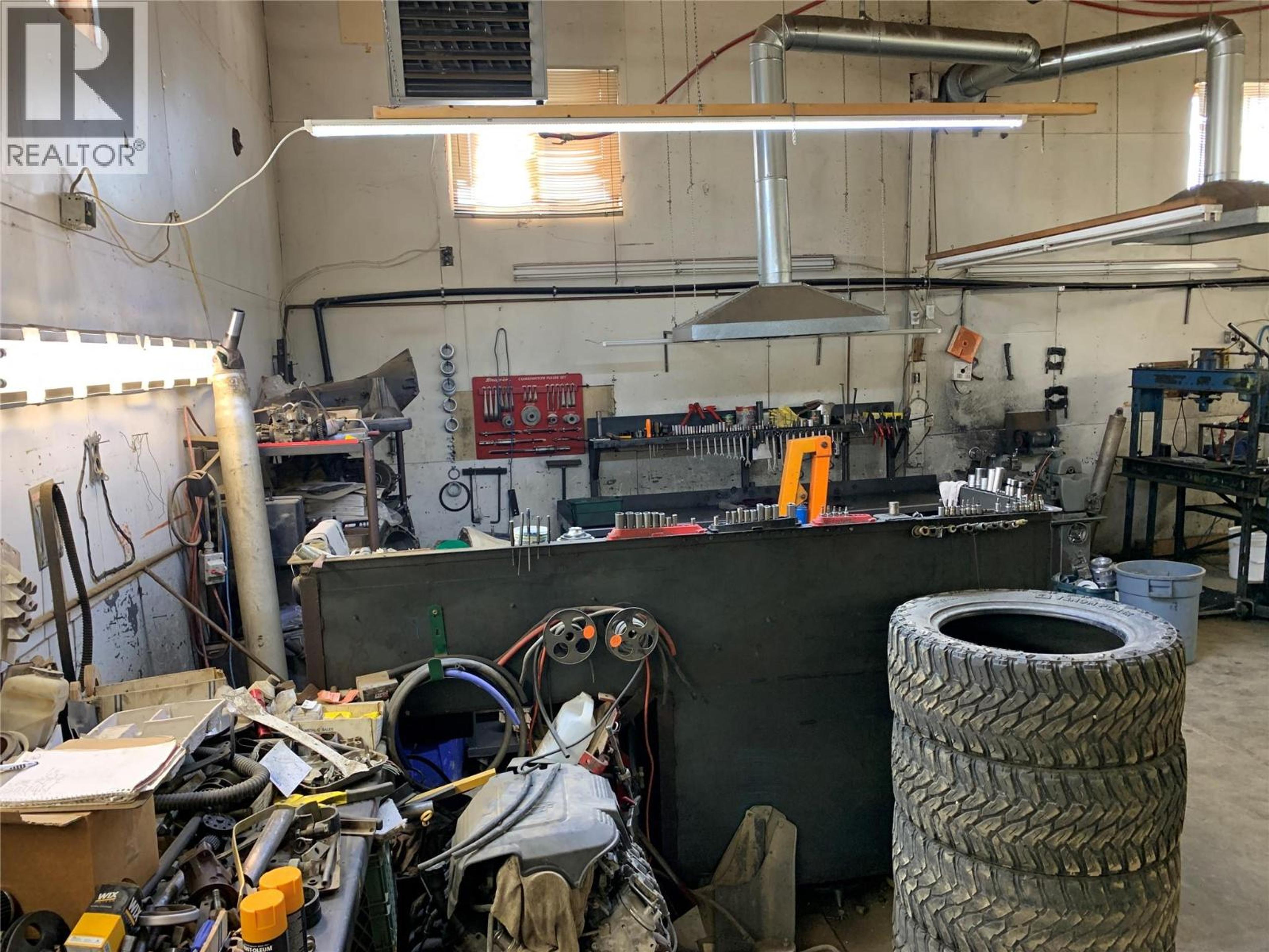 1519 97 AVENUE - Image 9