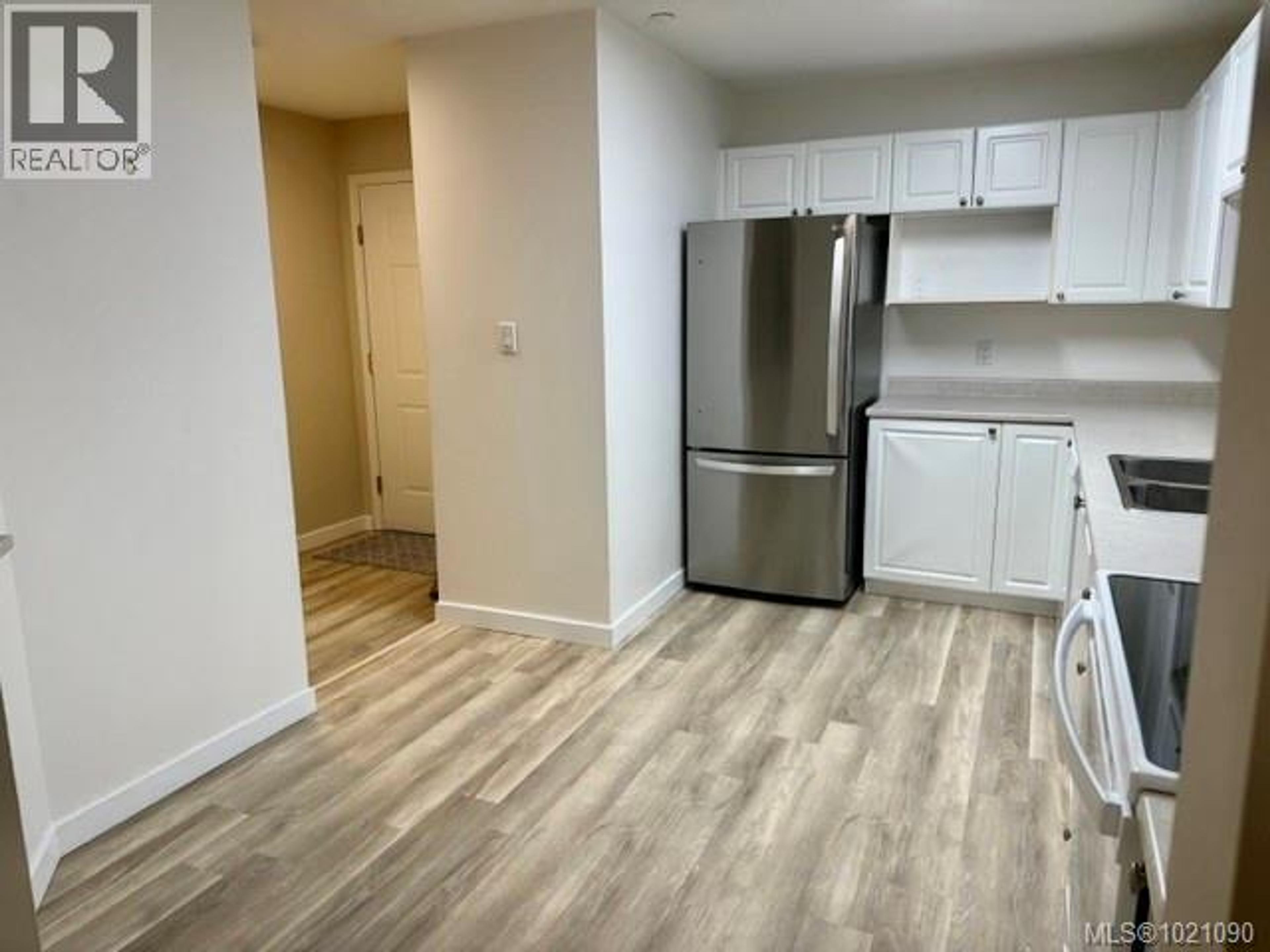 #108 354 MORISON AVE - 25