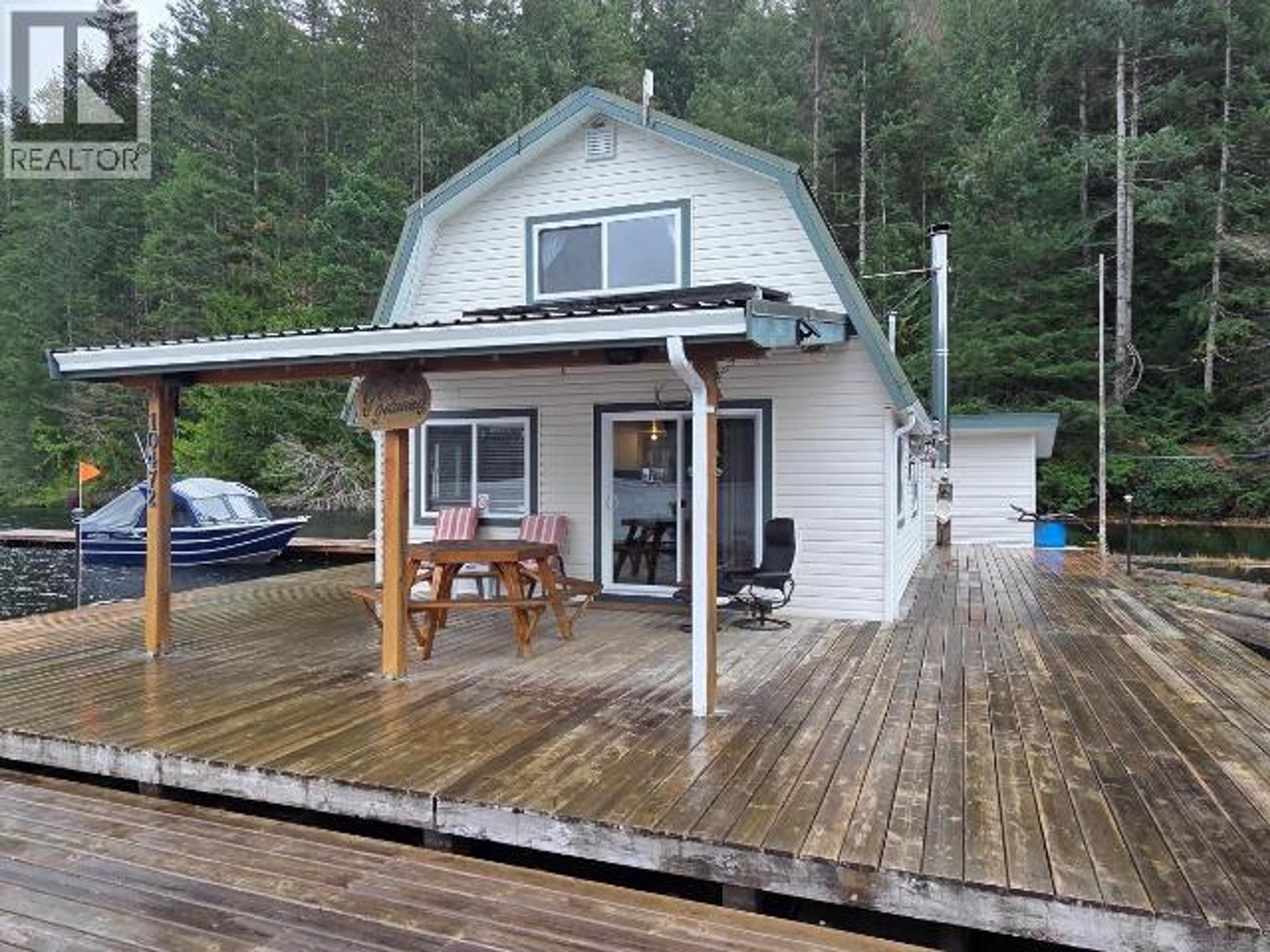 10472 POWELL LAKE - Main Image