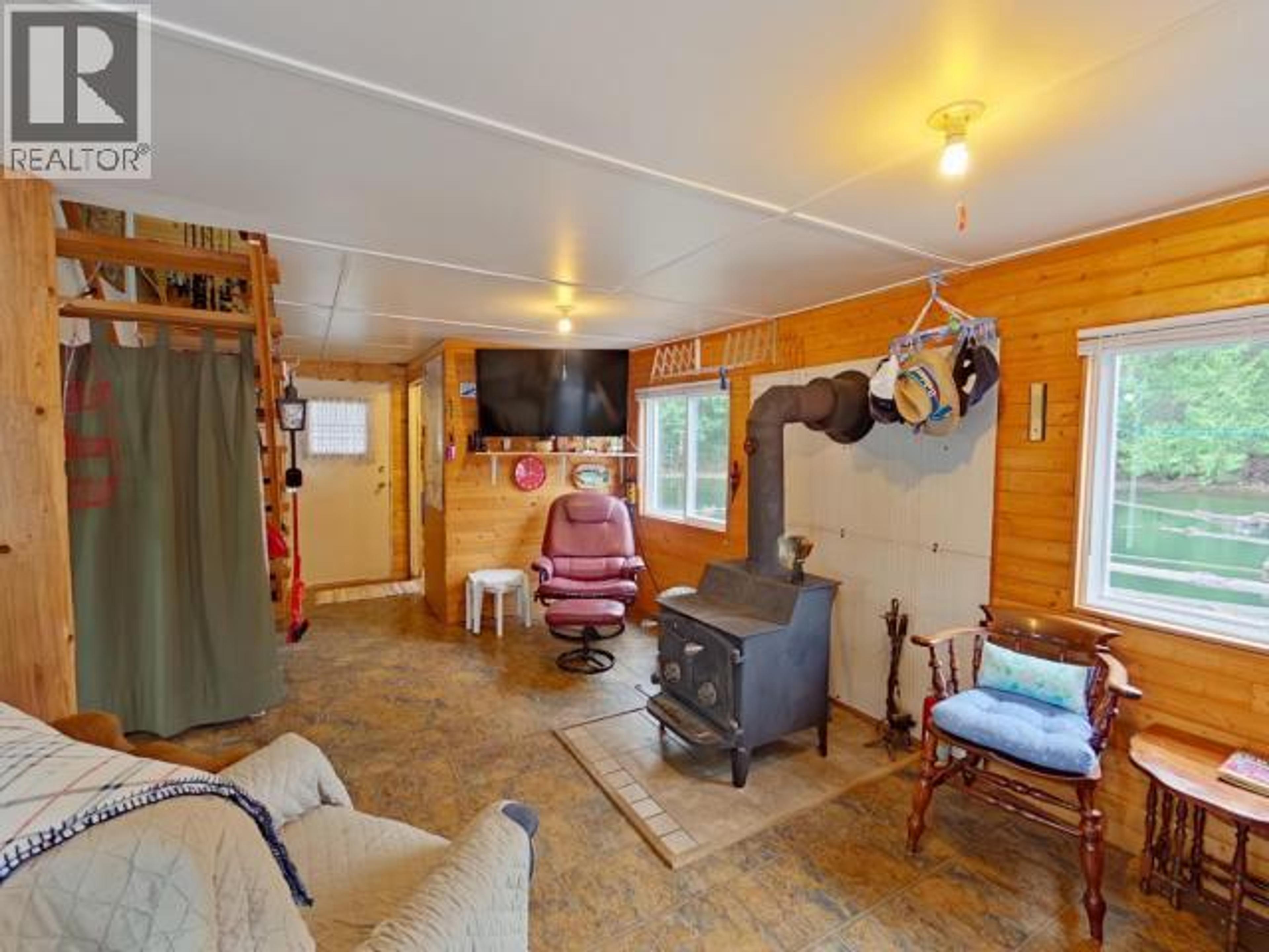 10472 POWELL LAKE - 12