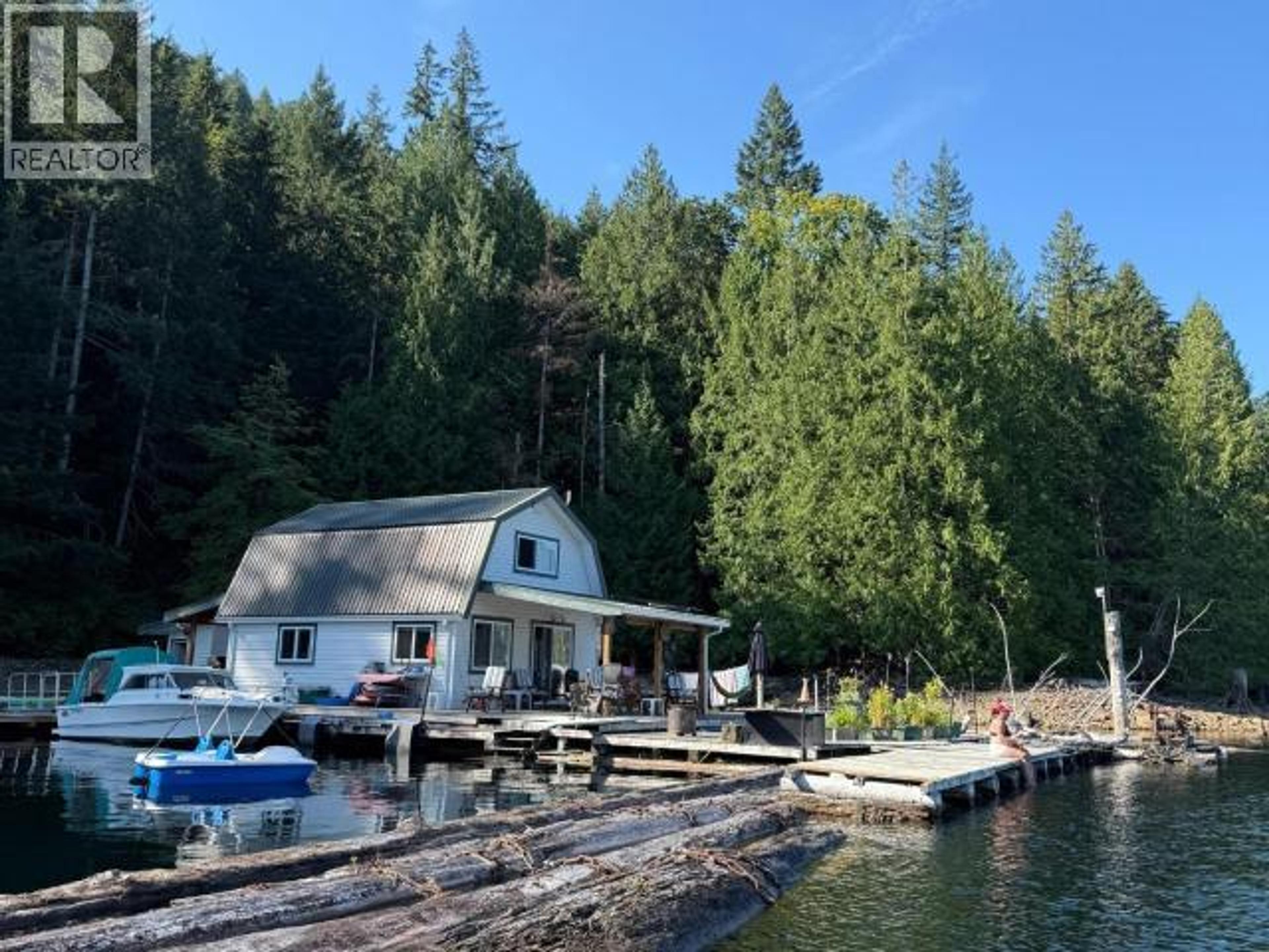 10472 POWELL LAKE - 33