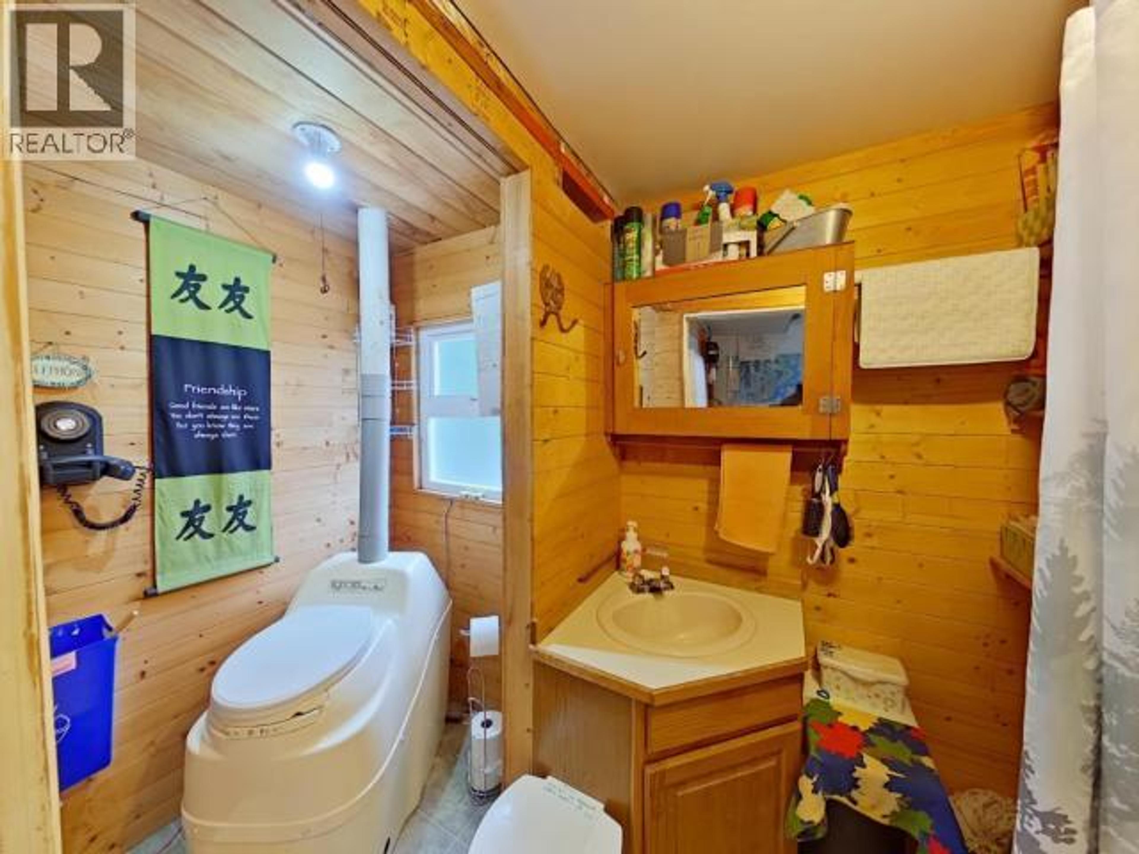 10472 POWELL LAKE - 18