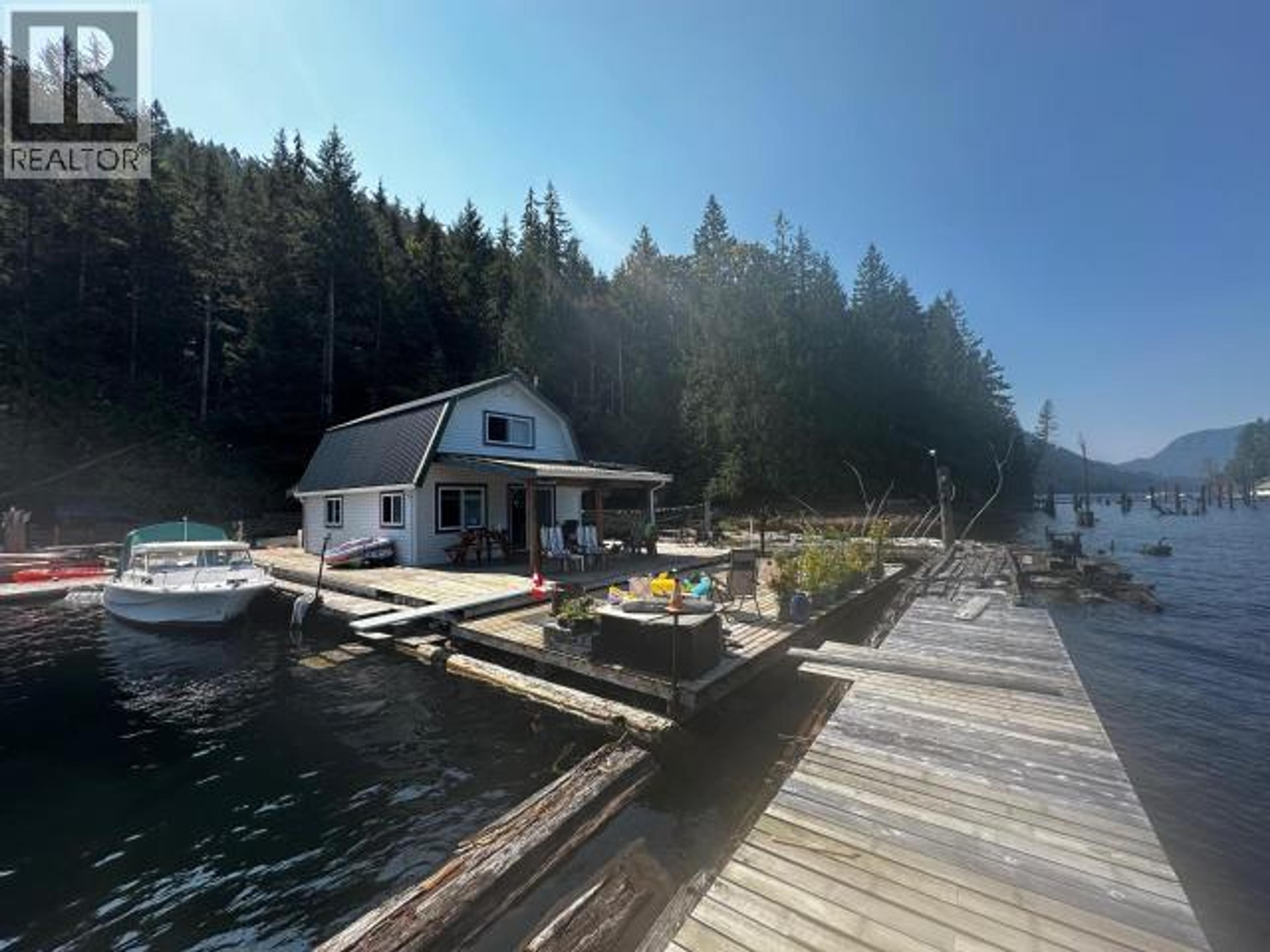 10472 POWELL LAKE - 35