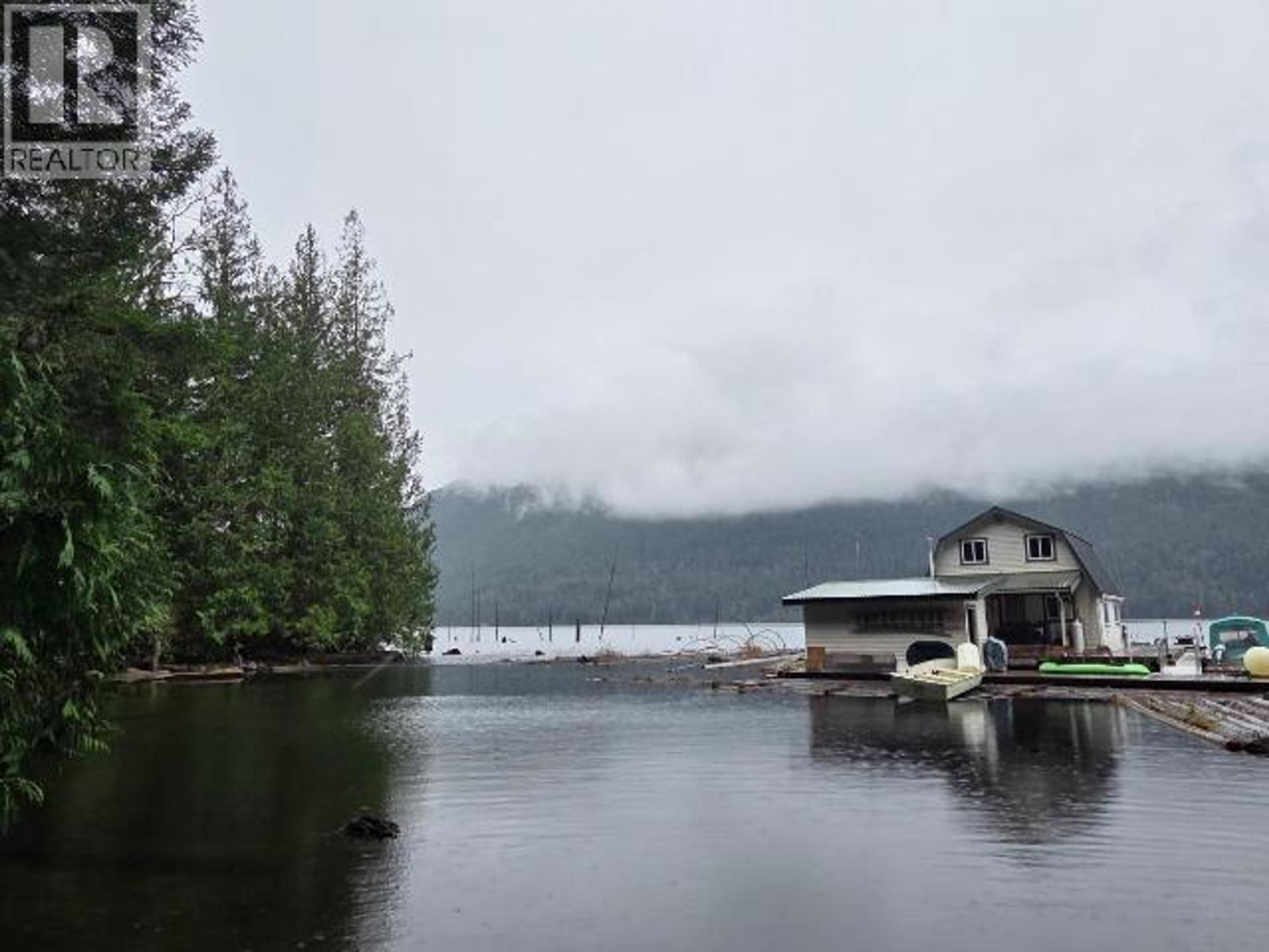 10472 POWELL LAKE - 28