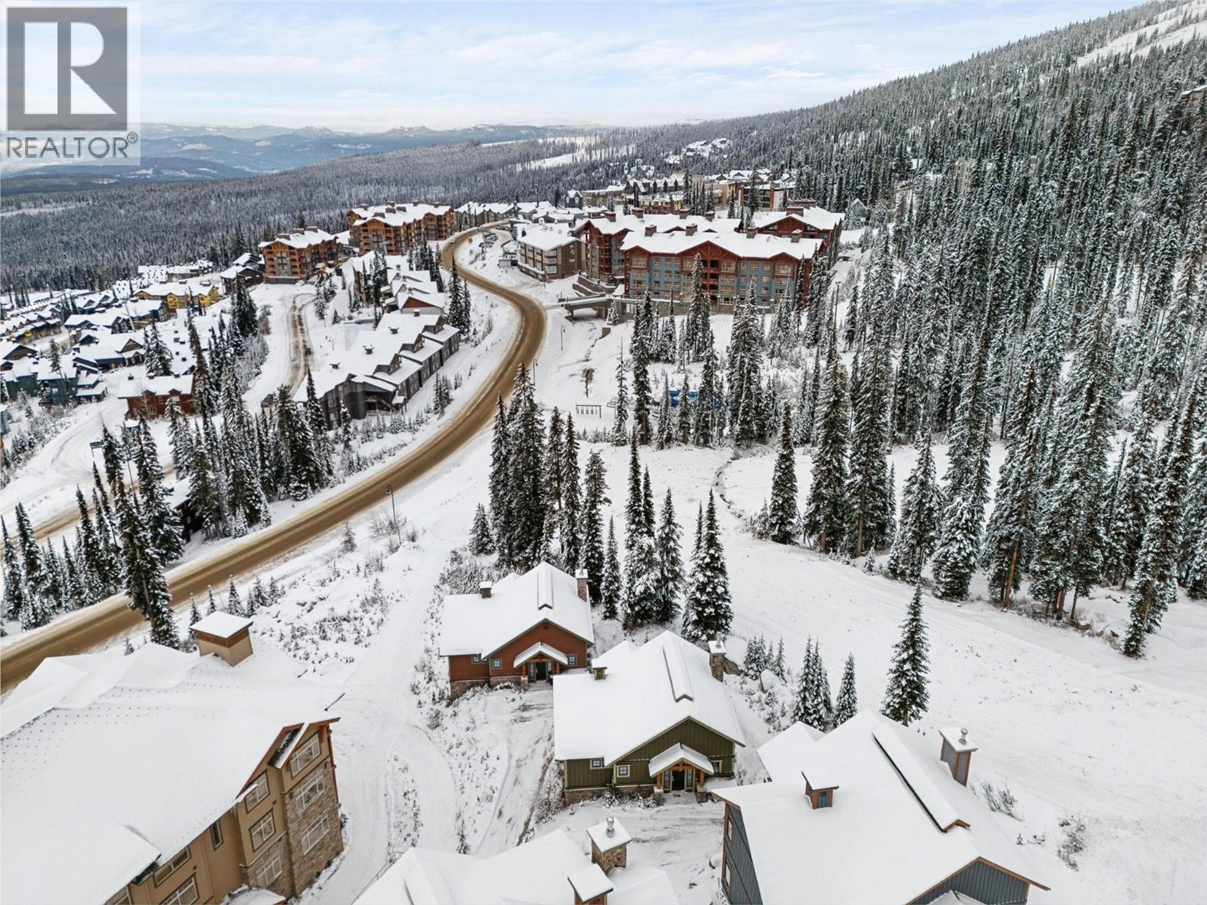 #14 255 FEATHERTOP WAY - 44