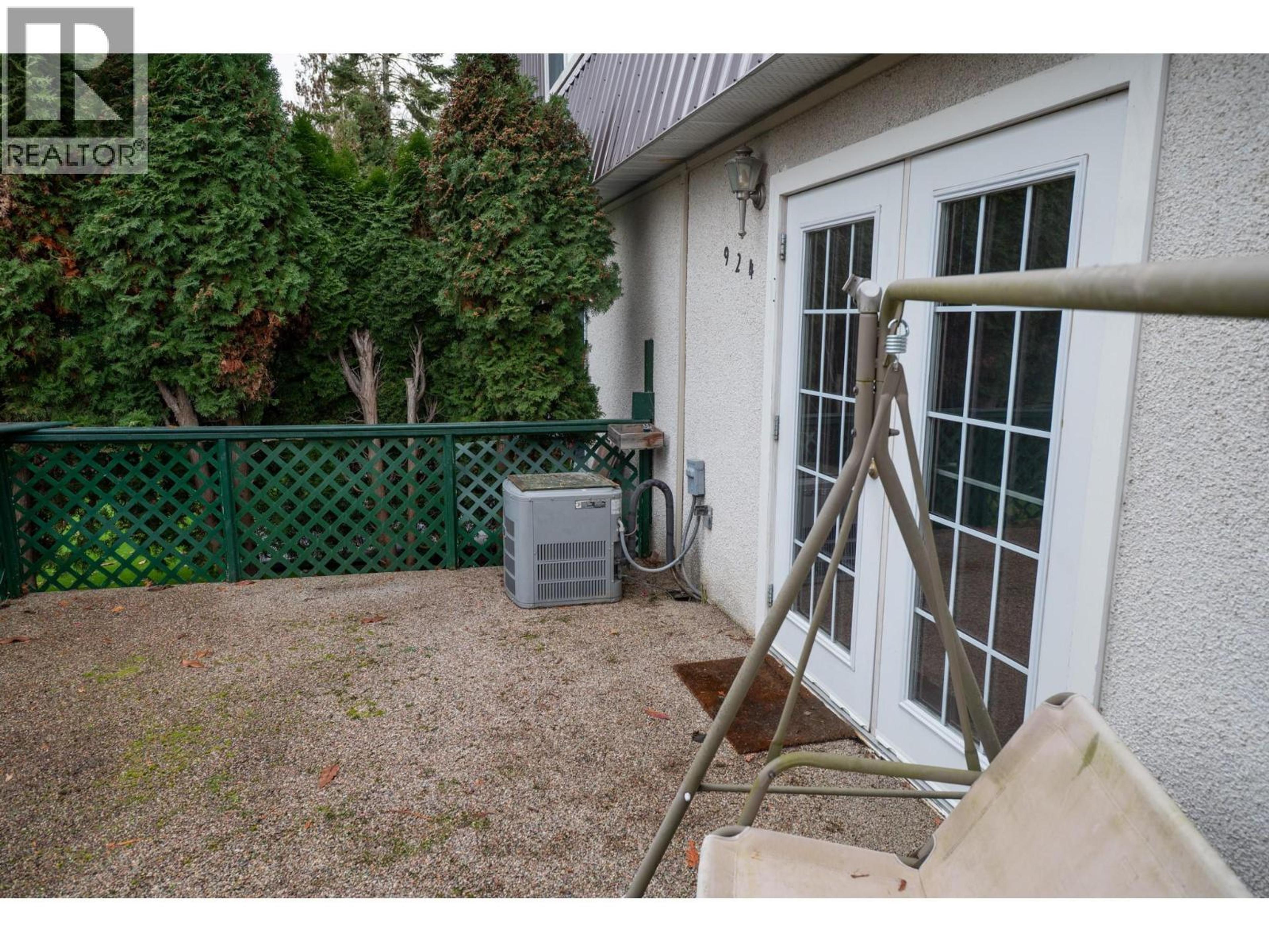 924 DOGWOOD STREET - 35