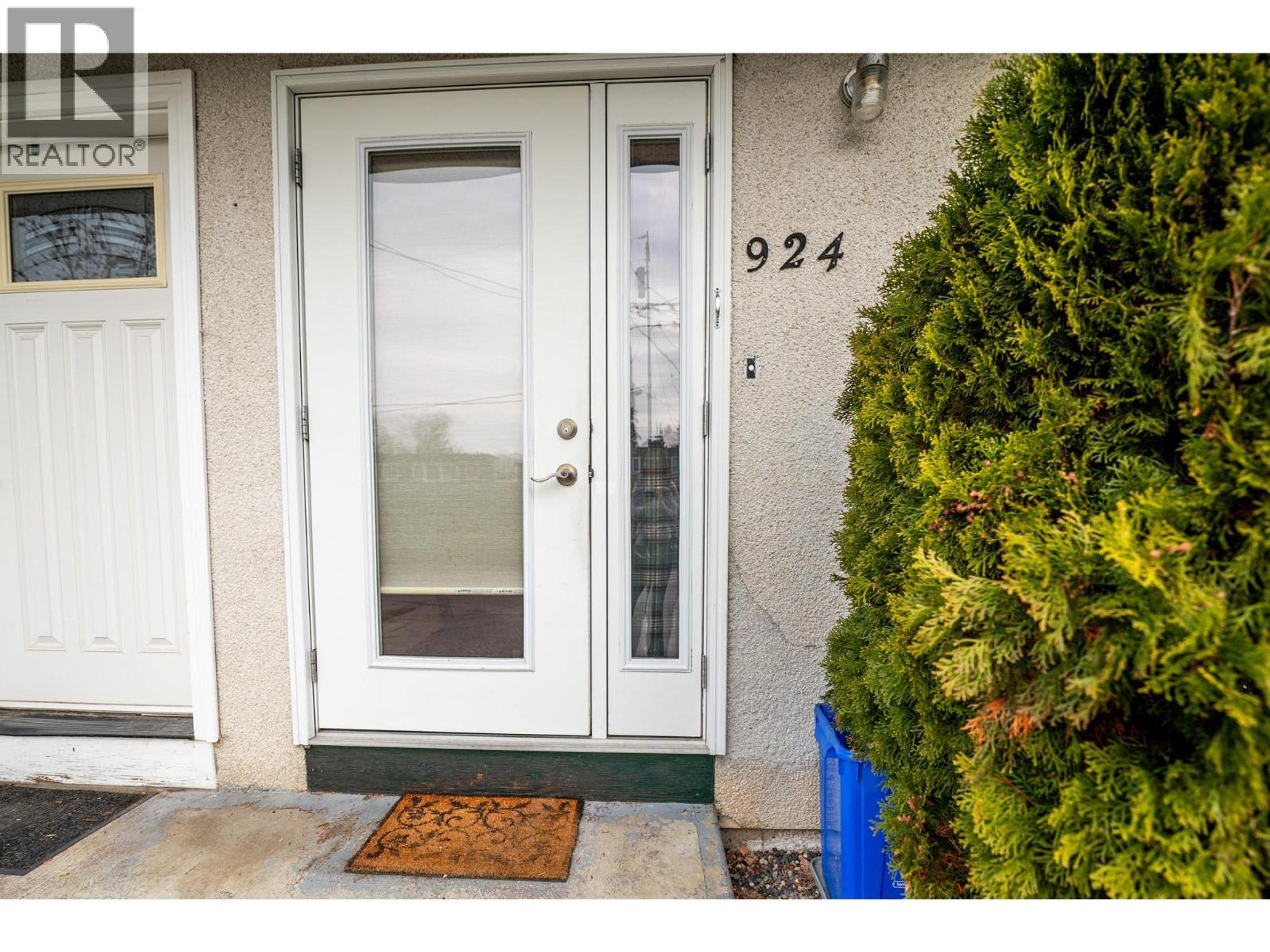 924 DOGWOOD STREET - 6