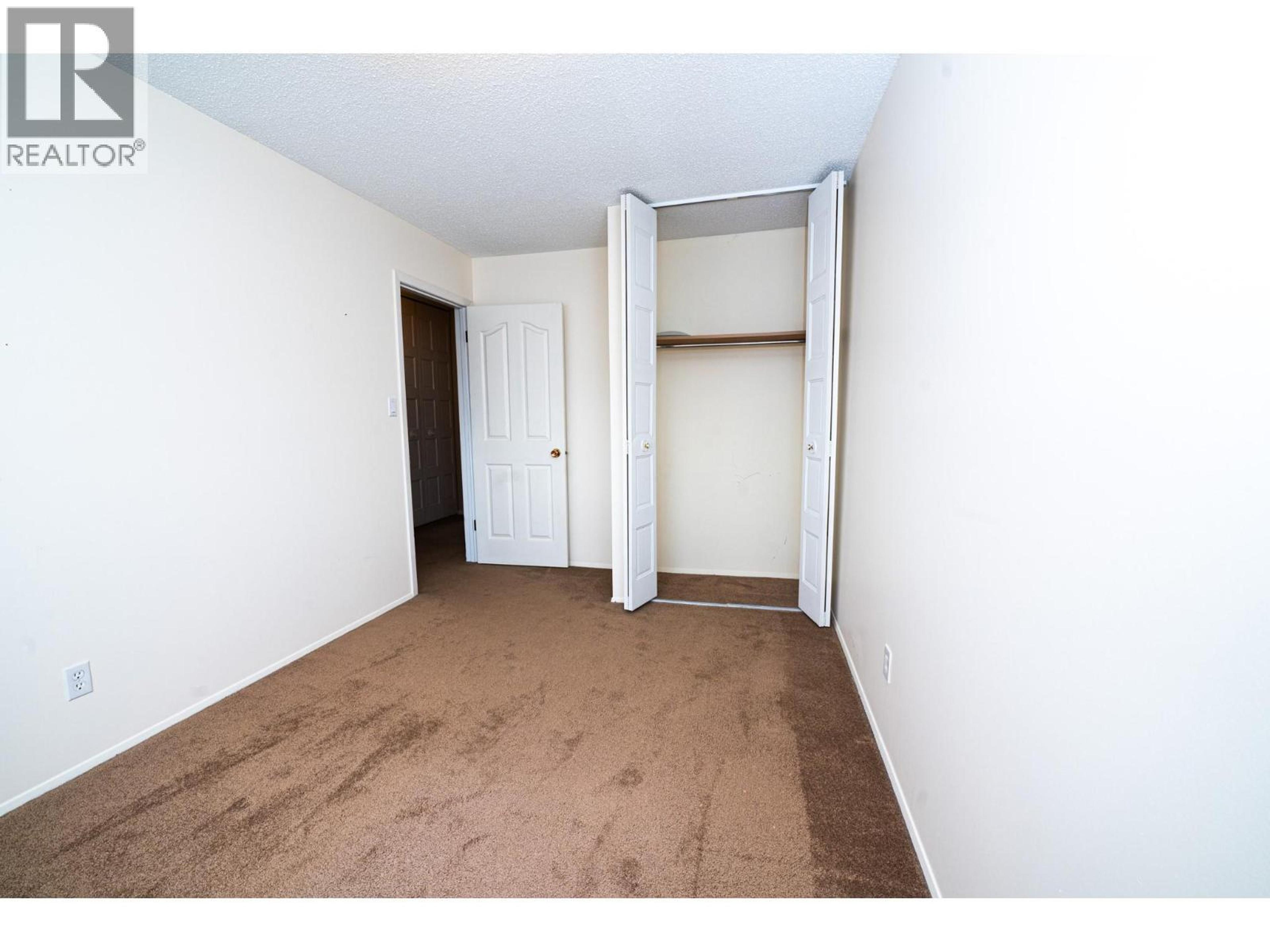 924 DOGWOOD STREET - 25