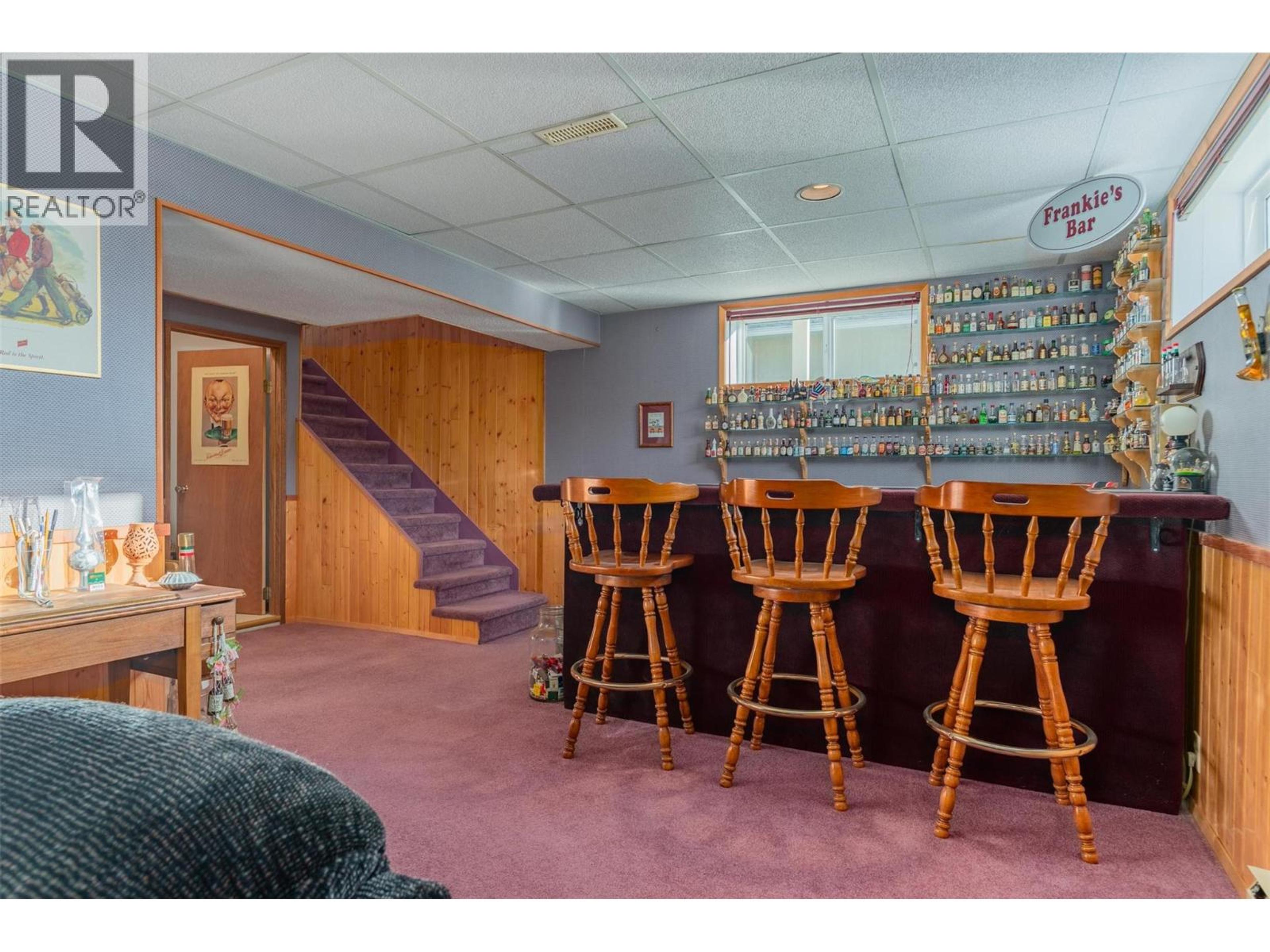 1043 REGAN CRESCENT - 20