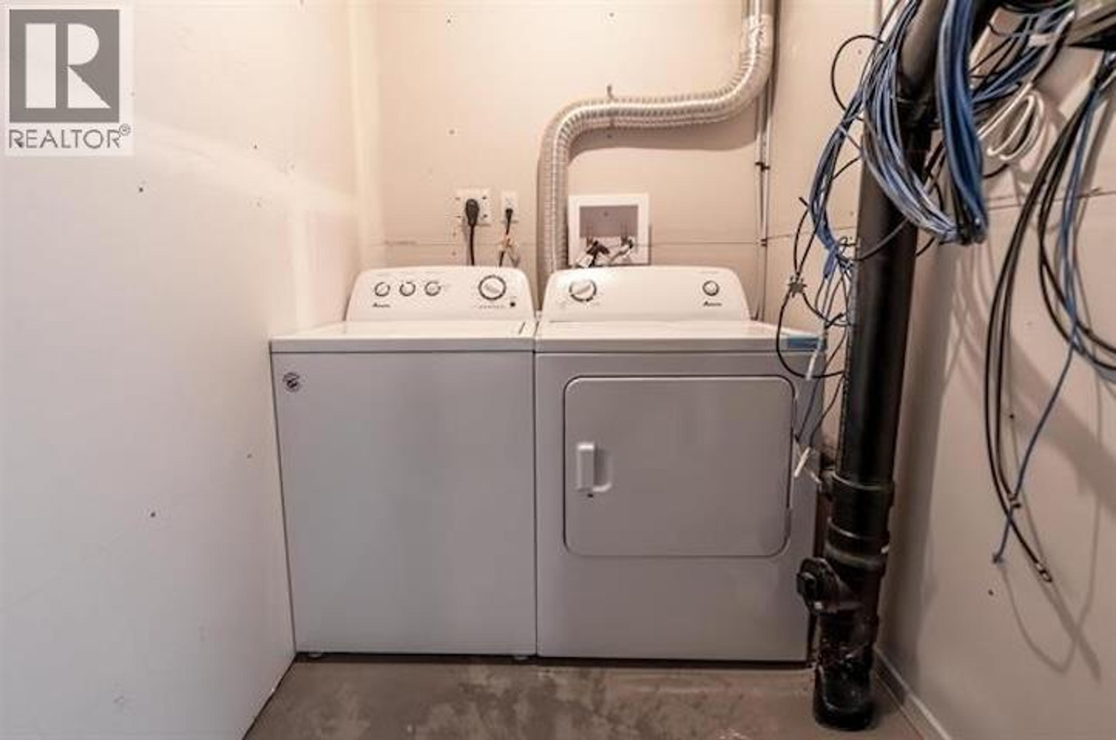 #302 6798 WESTGATE AVENUE - 22