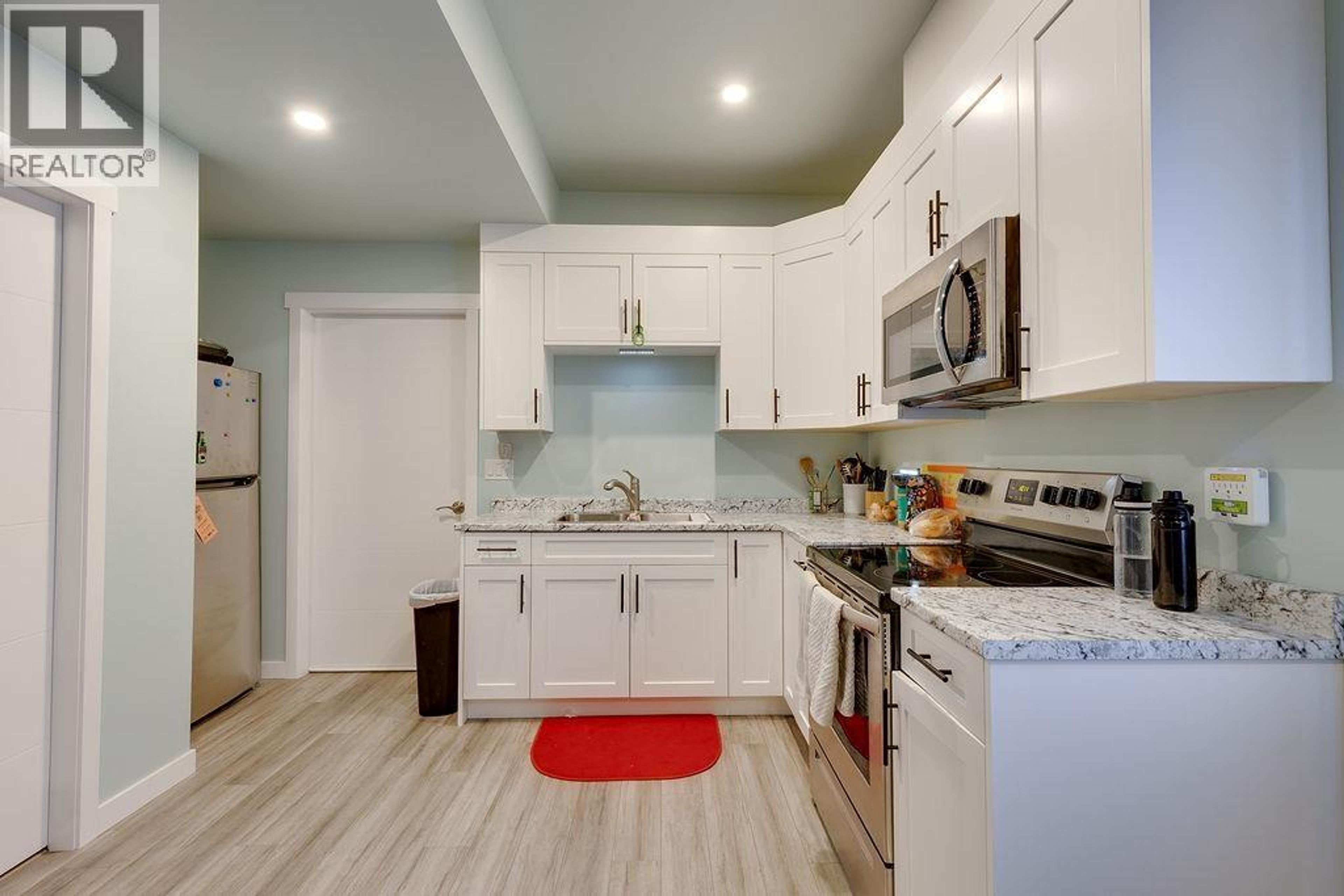 7014 TAFT DRIVE - 17