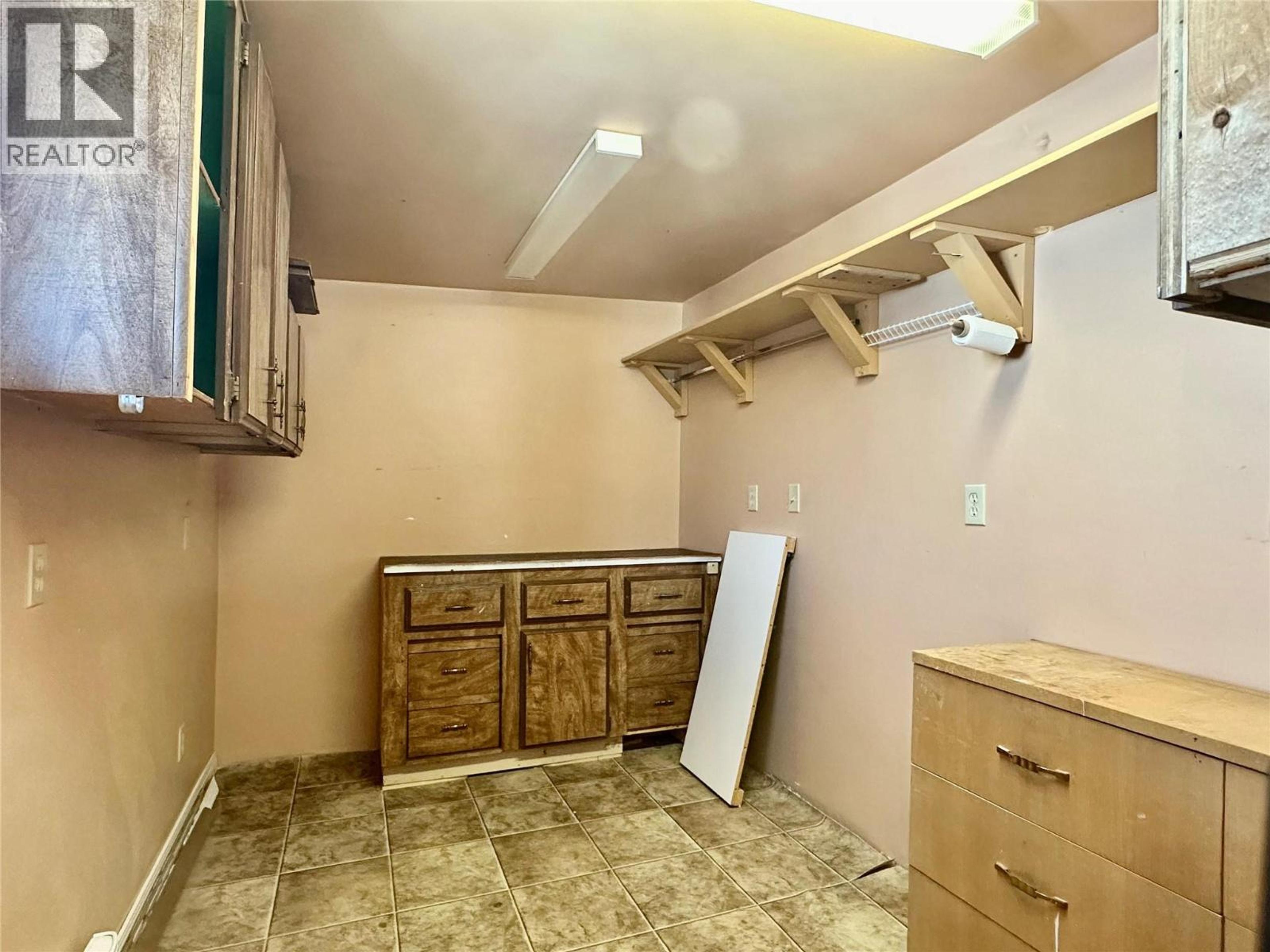 #26 6778 TUCELNUIT DRIVE - 17