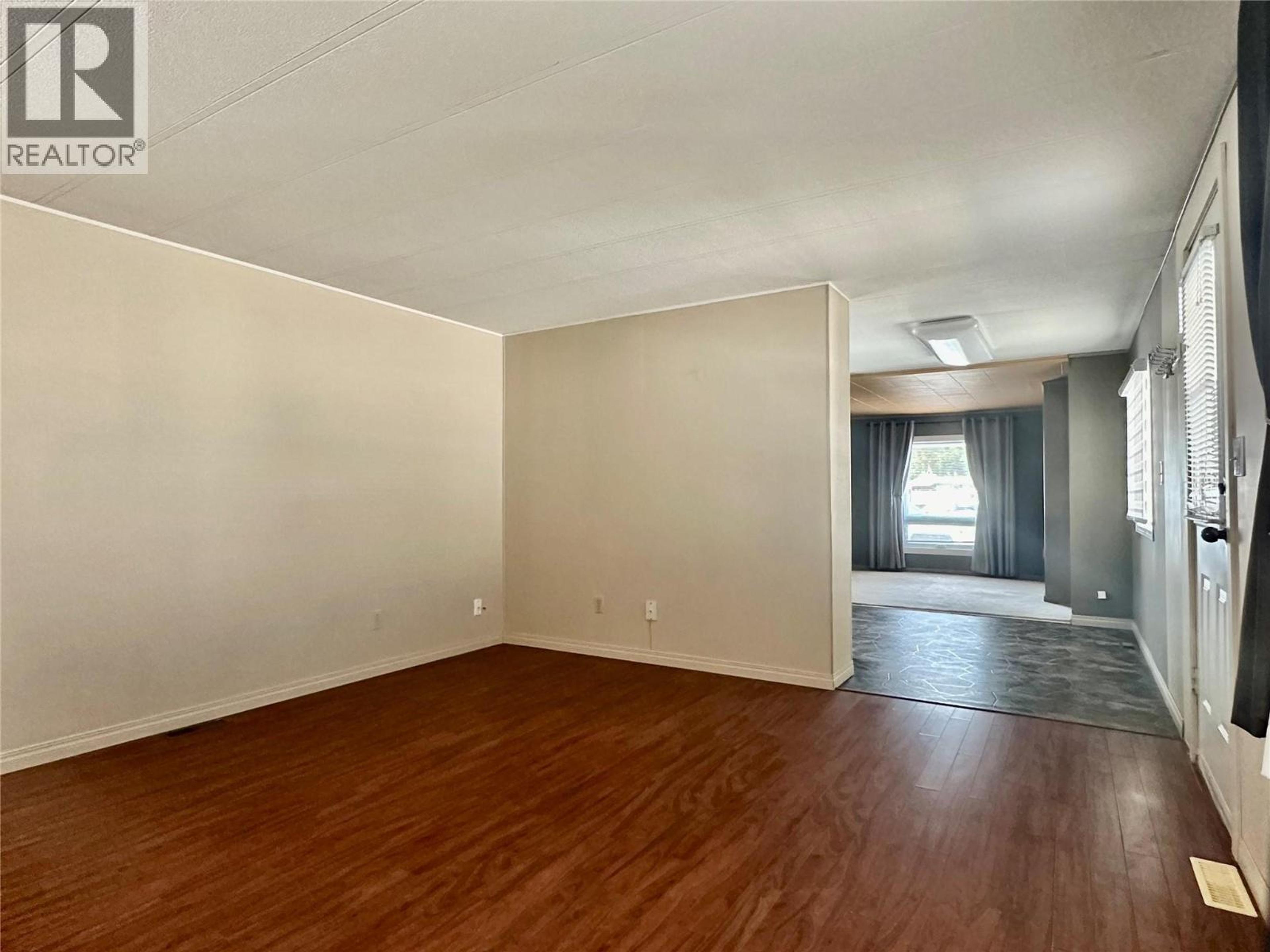 #26 6778 TUCELNUIT DRIVE - 9