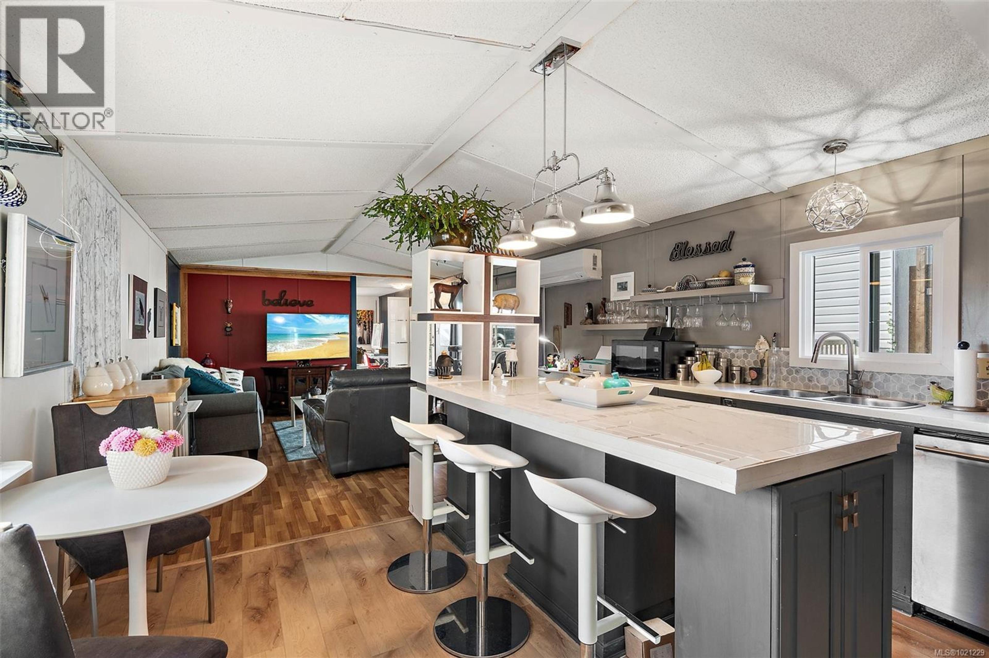 #72 10980 WESTDOWNE RD - 10