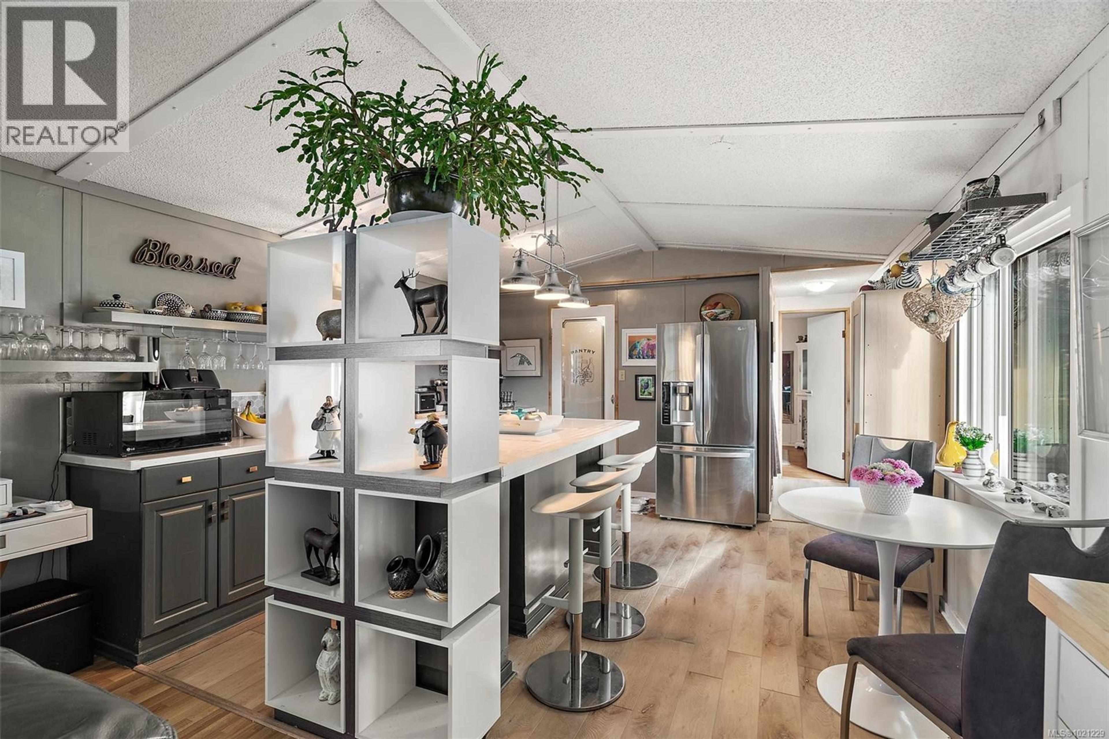 #72 10980 WESTDOWNE RD - 11