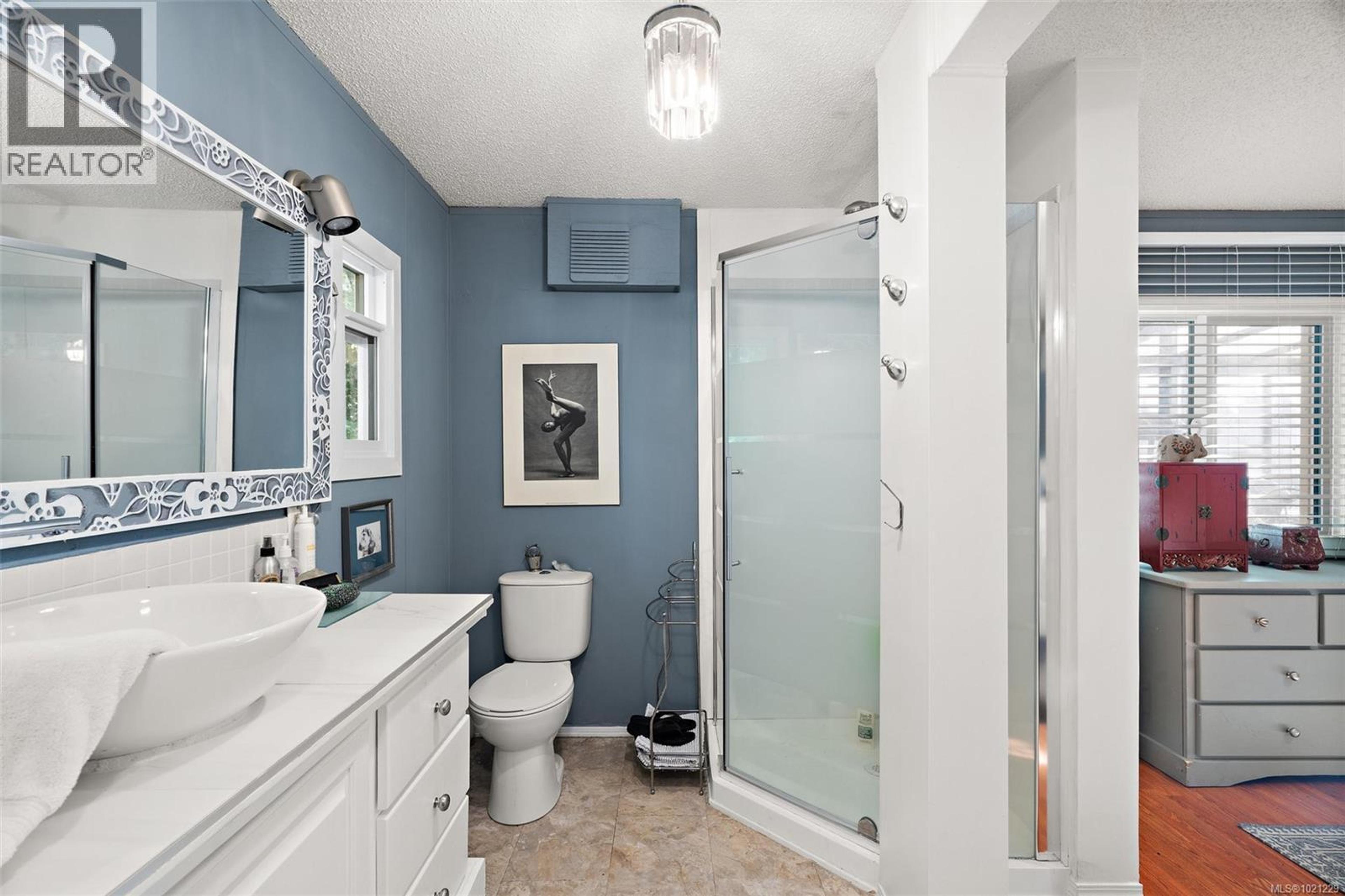 #72 10980 WESTDOWNE RD - 19