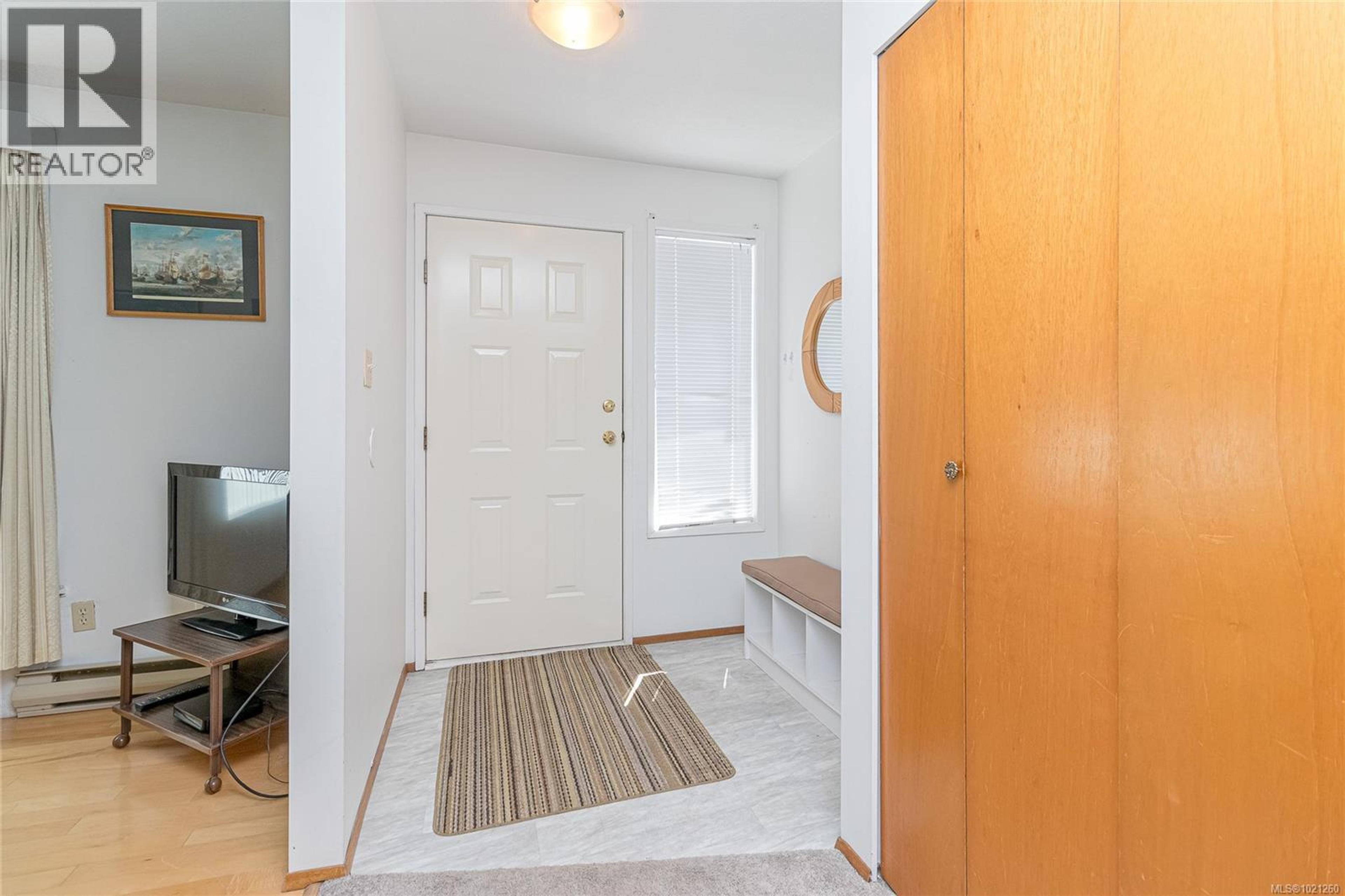 9975 VICTORIA RD - 14