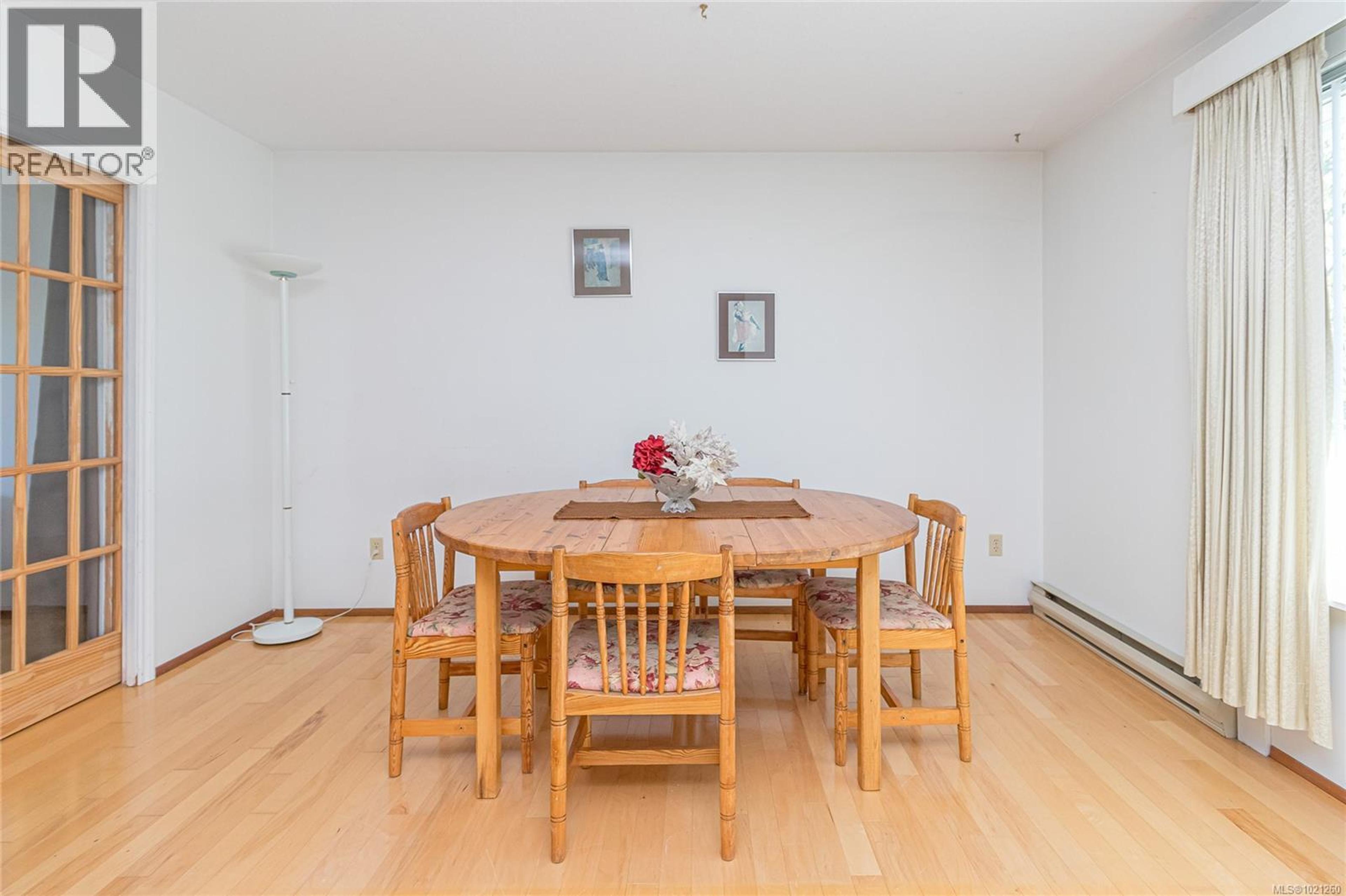 9975 VICTORIA RD - 17