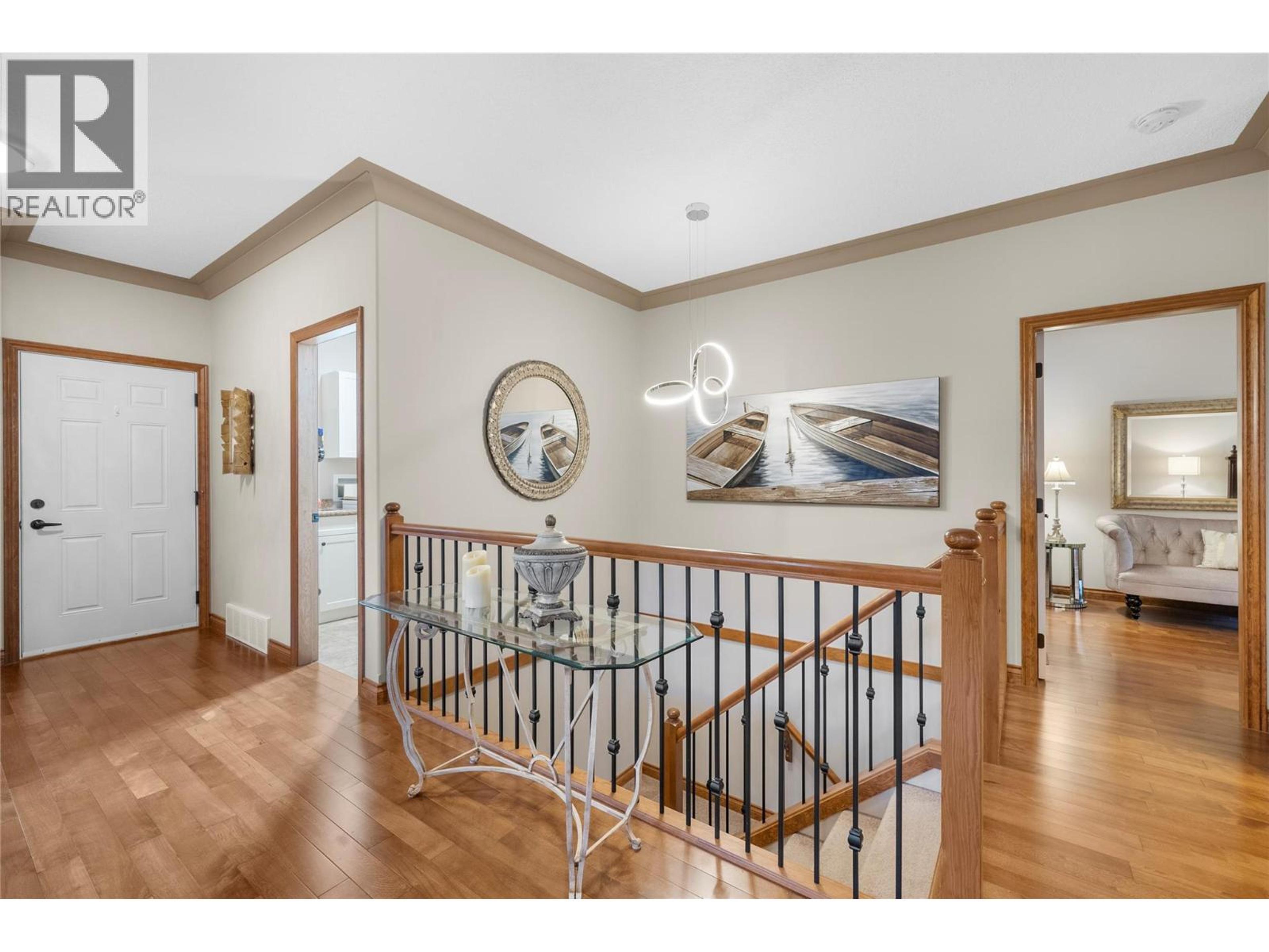 #8 2680 GOLF COURSE DRIVE - 22