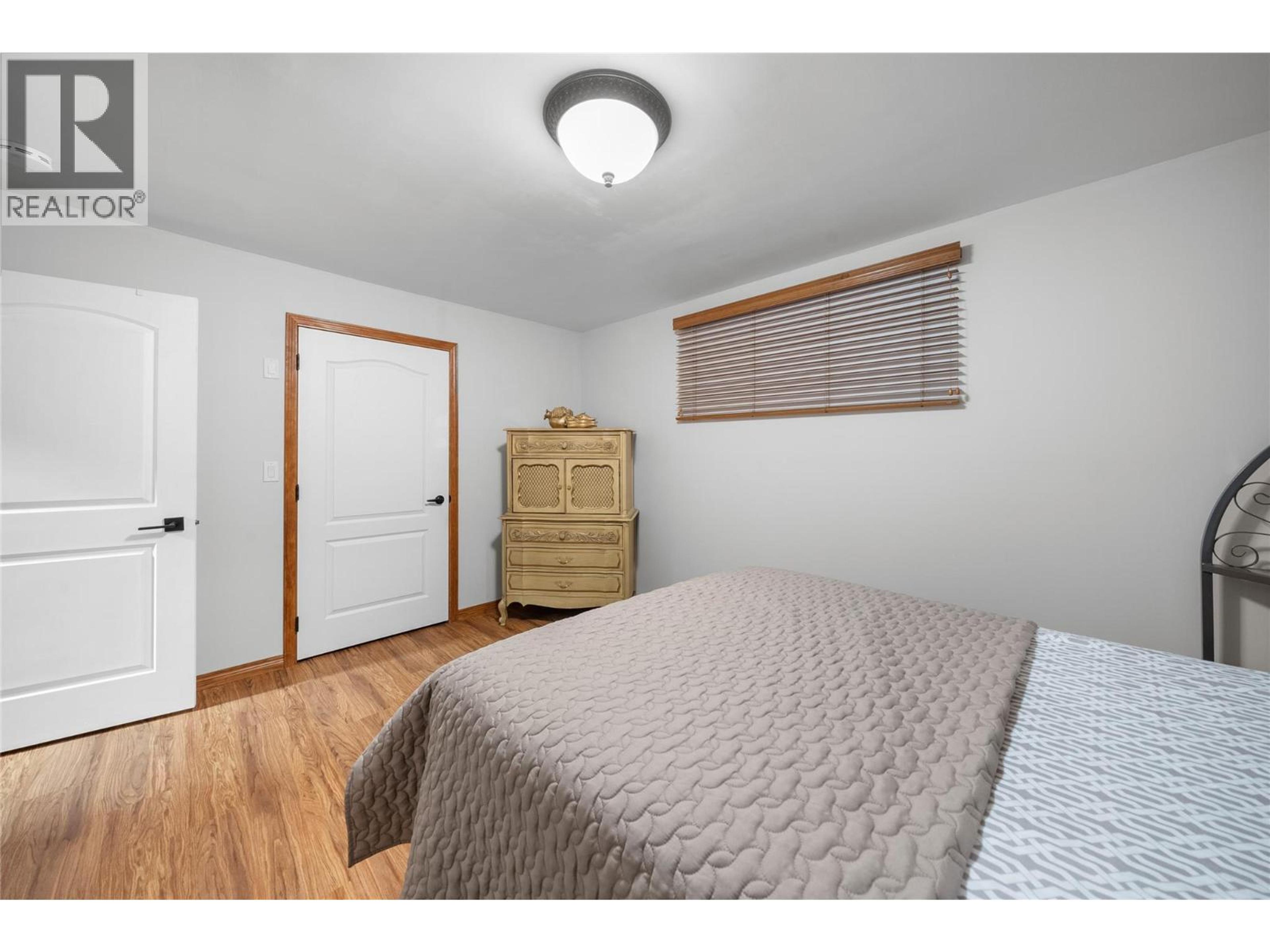 #8 2680 GOLF COURSE DRIVE - 33