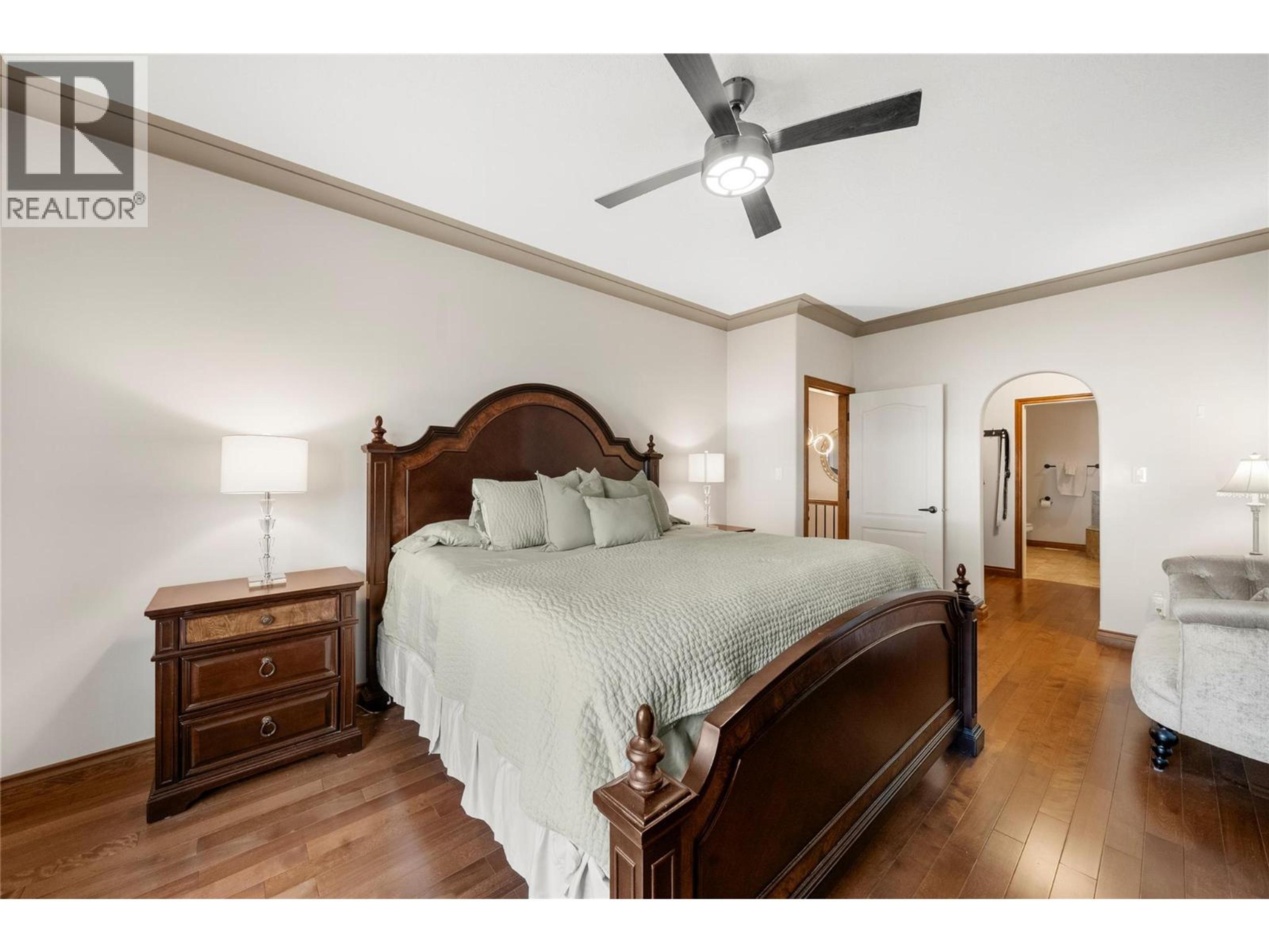 #8 2680 GOLF COURSE DRIVE - 15