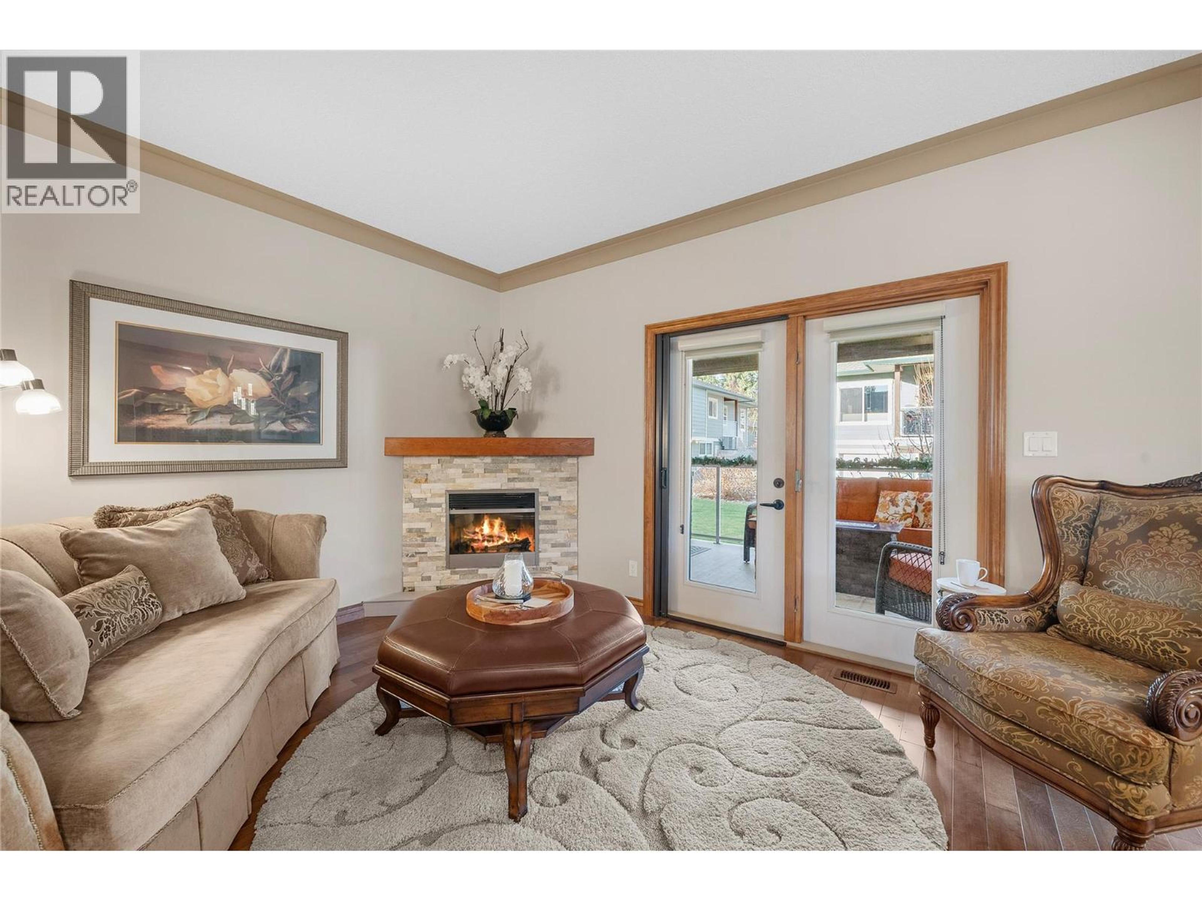 #8 2680 GOLF COURSE DRIVE - 11