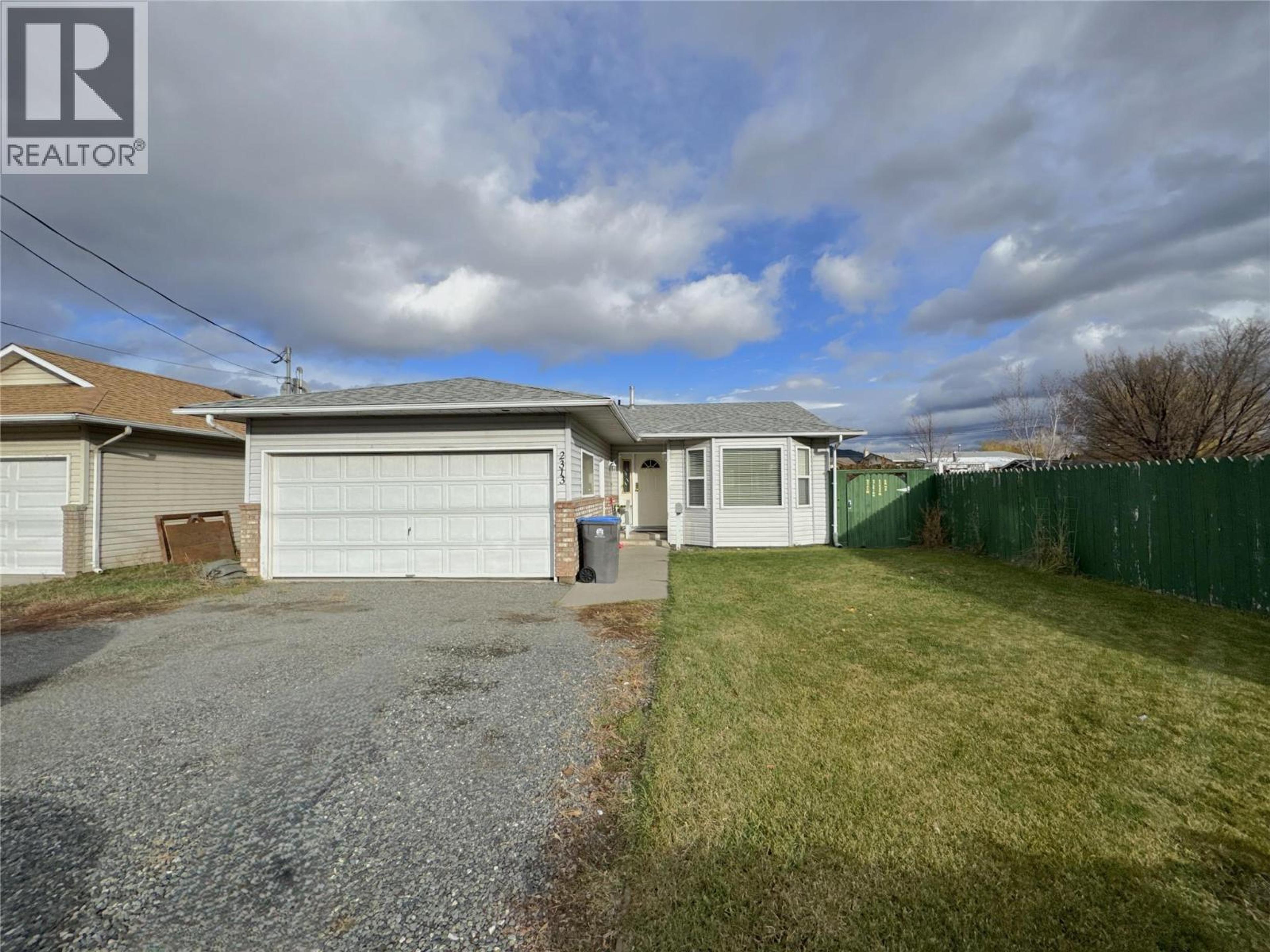 2313 CLAPPERTON AVENUE - 26