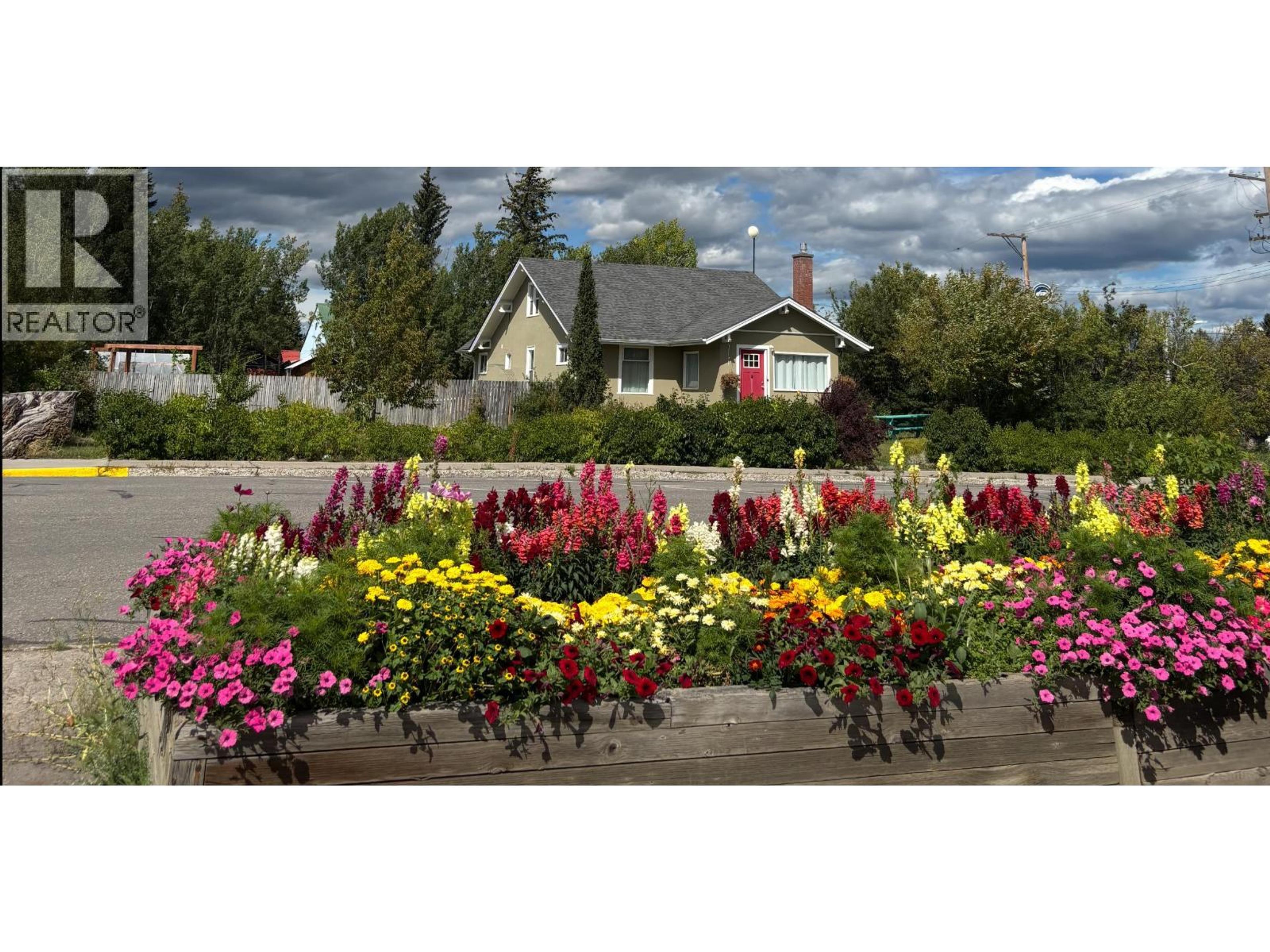 157 W COLUMBIA STREET - Image 11