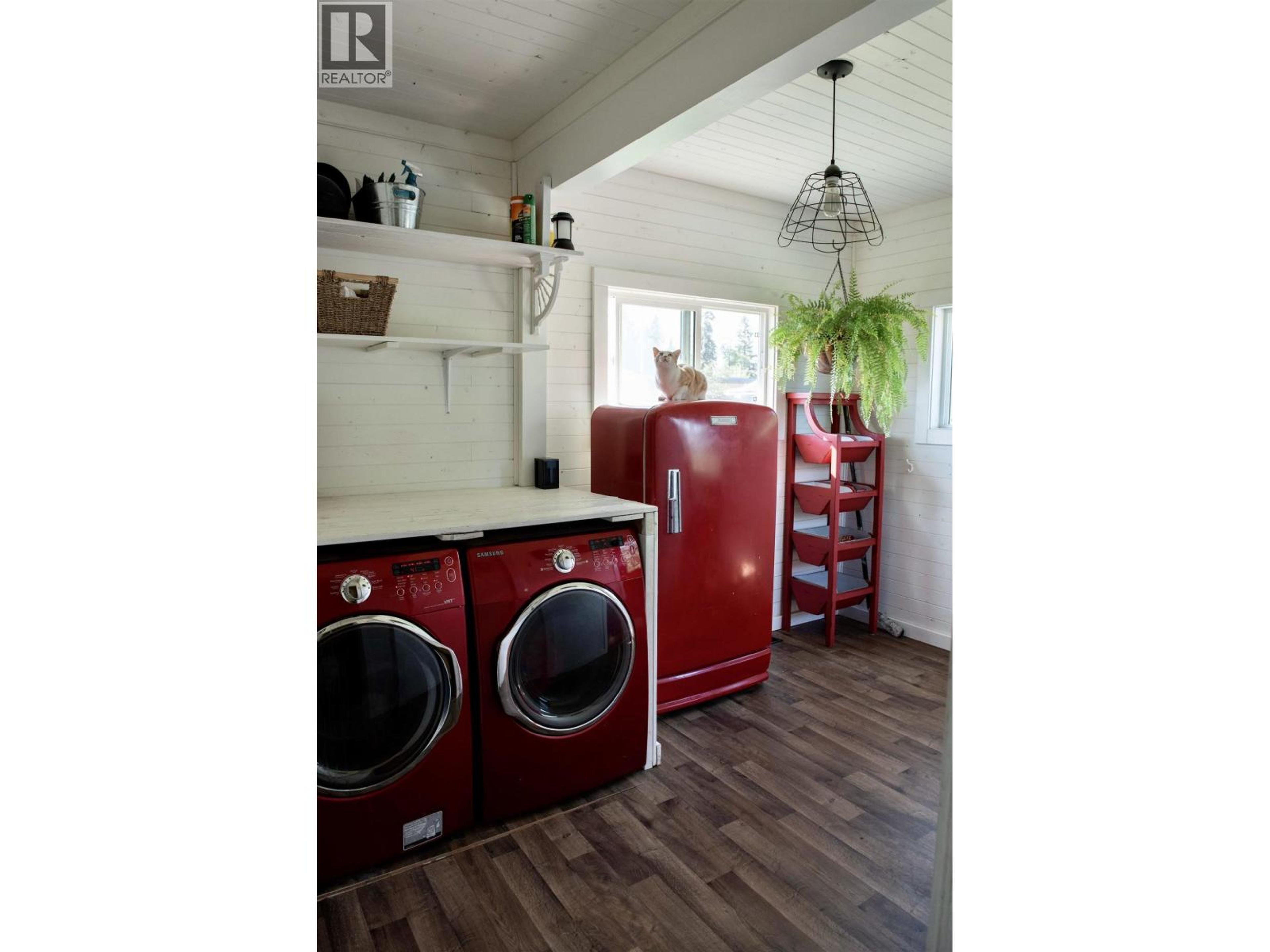 157 W COLUMBIA STREET - Image 10